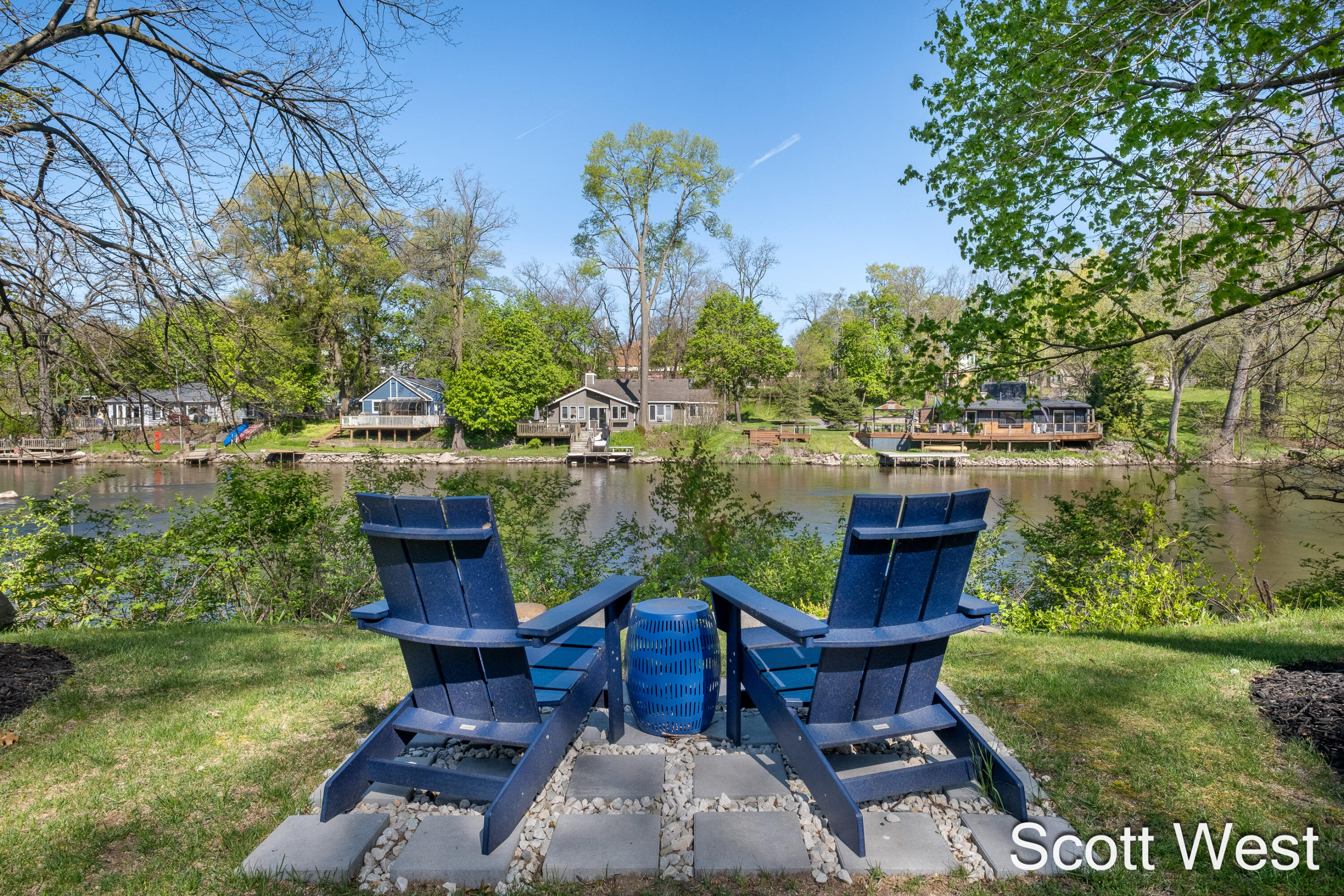 2909 Cascade Springs Drive SE Grand Rapids MI 49546