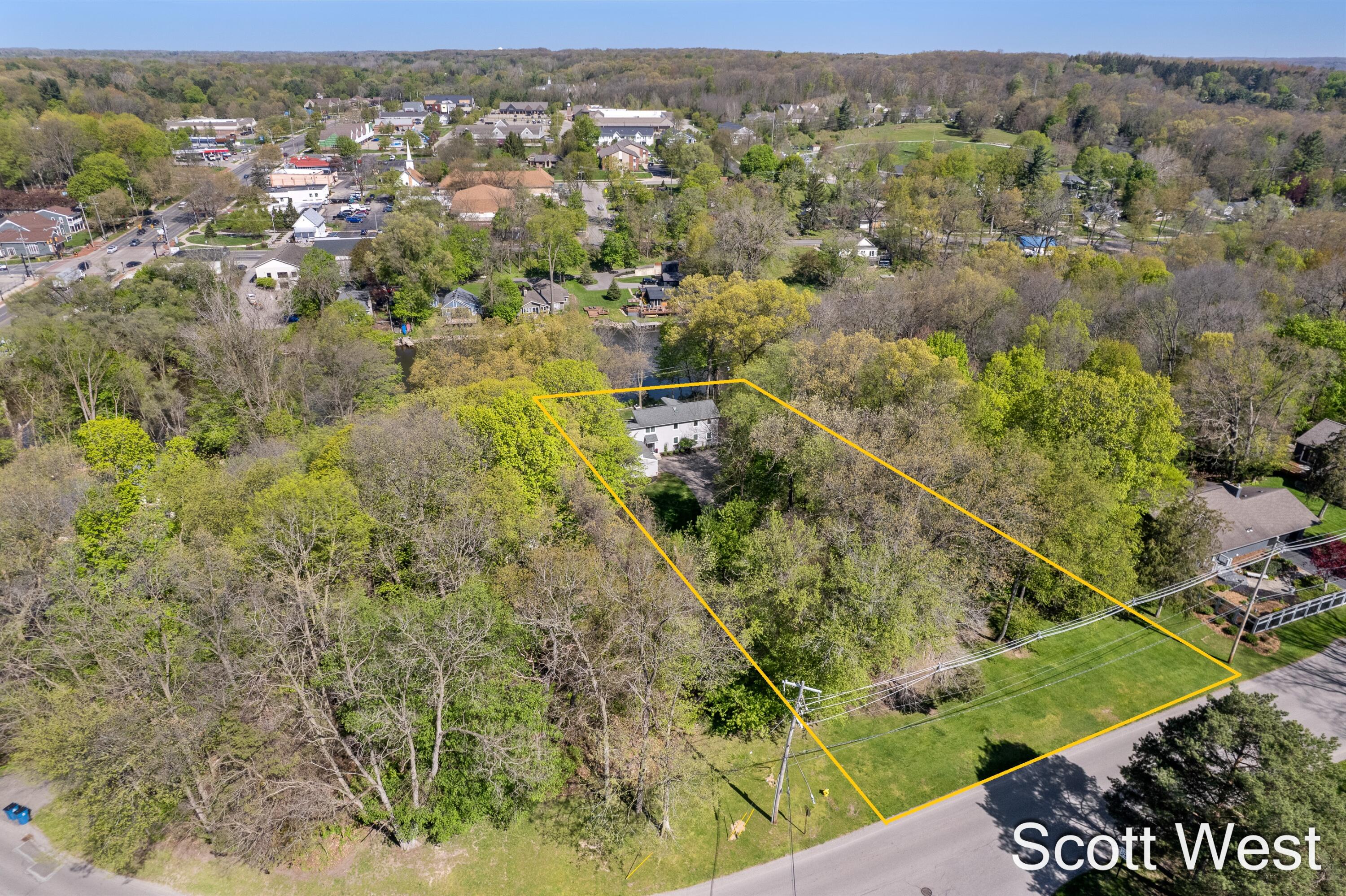 2909 Cascade Springs Drive SE Grand Rapids MI 49546
