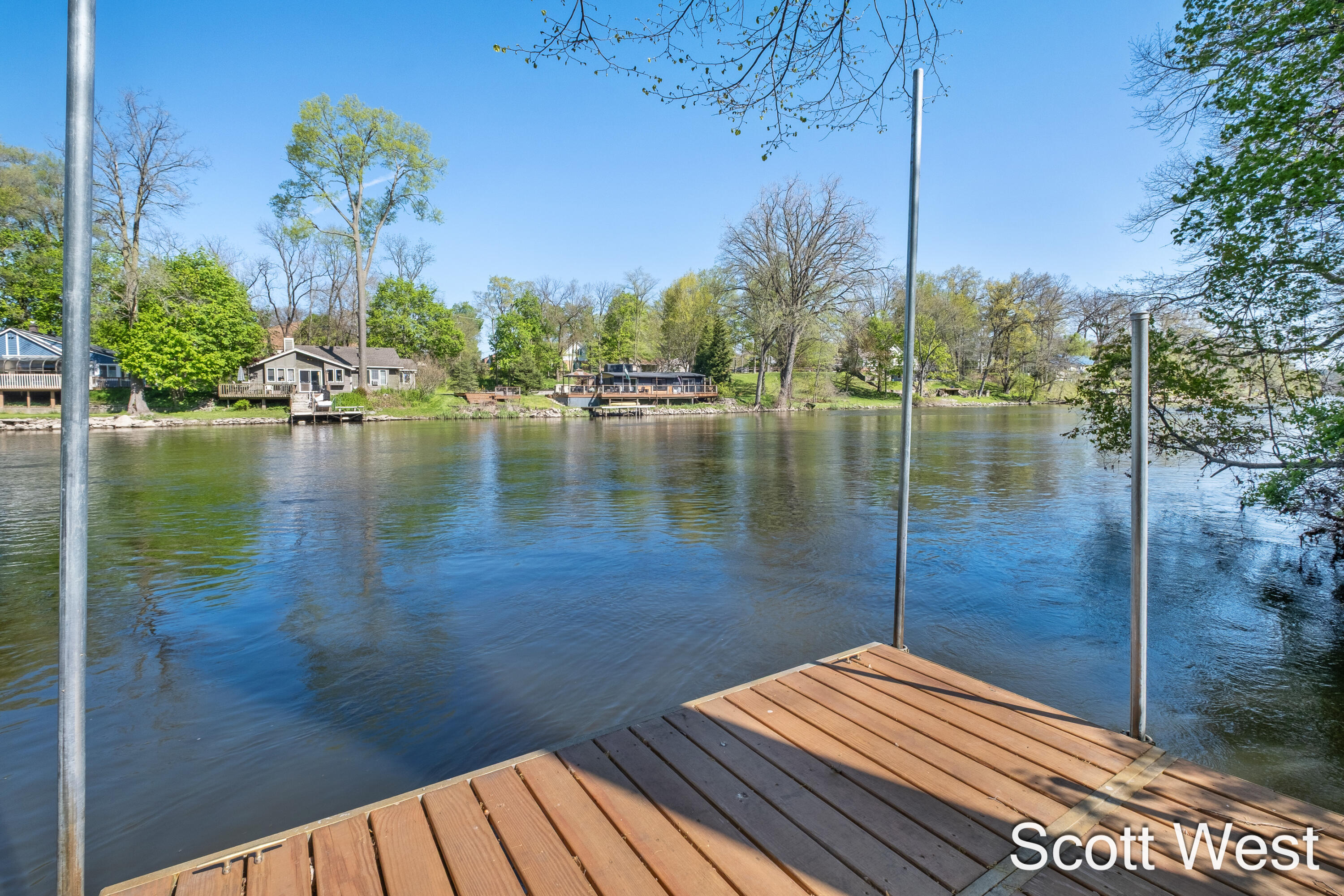 2909 Cascade Springs Drive SE Grand Rapids MI 49546