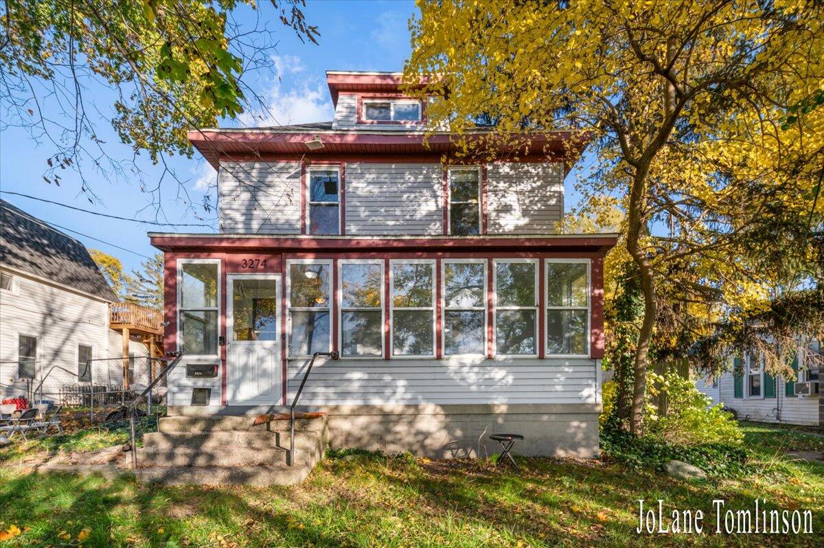 3274 Briggs Blvd Boulevard NE Grand Rapids MI 49525