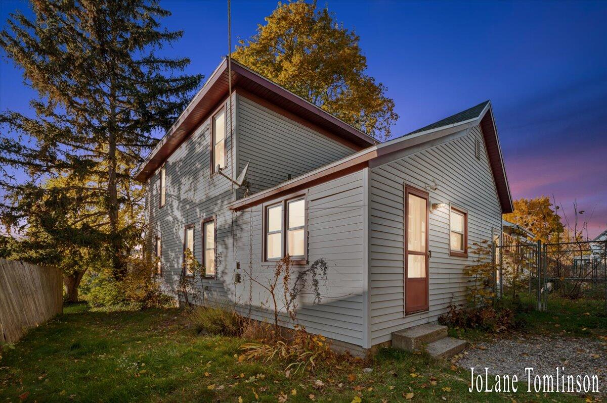 3274 Briggs Blvd Boulevard NE Grand Rapids MI 49525