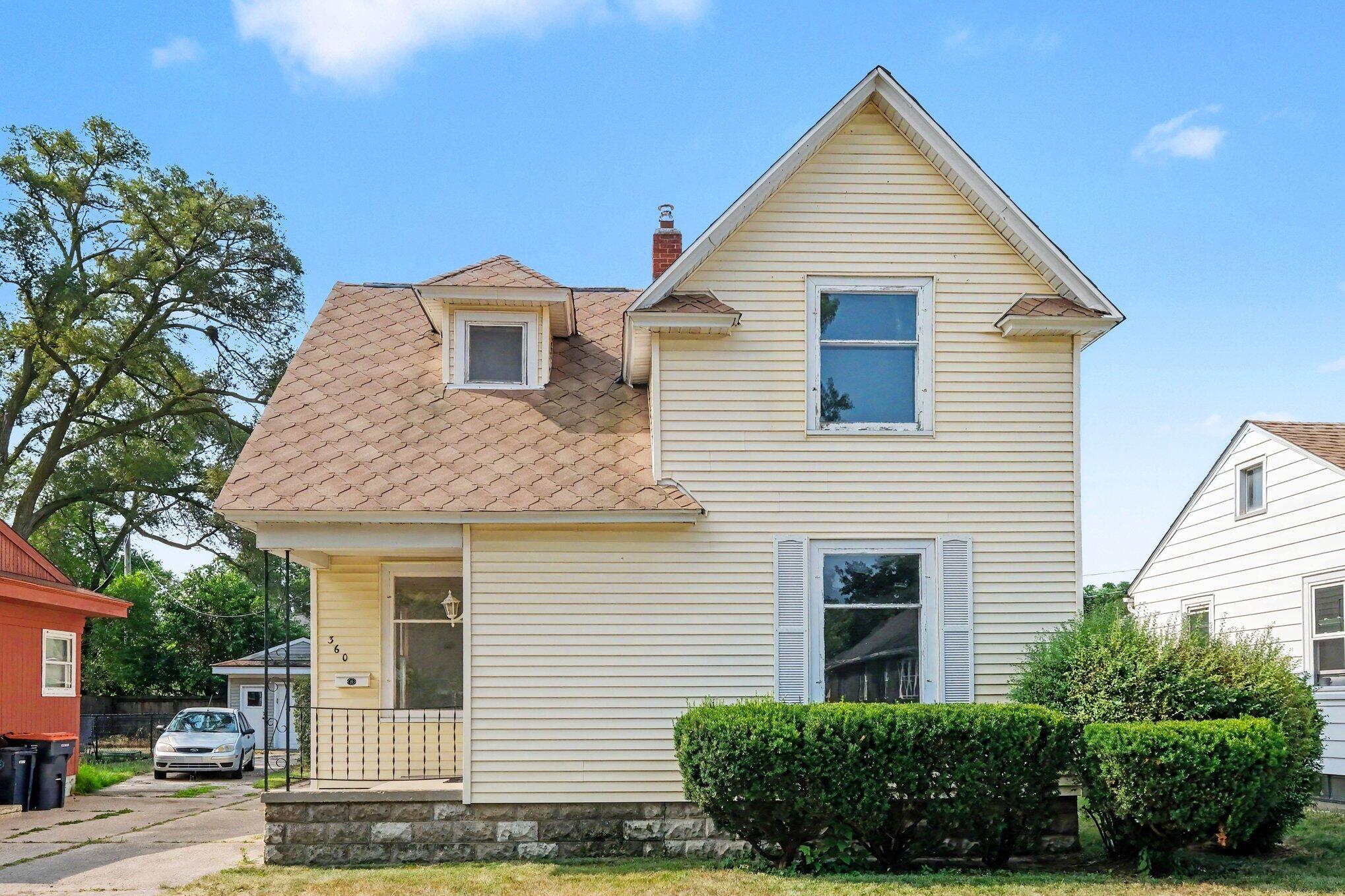 360 W 18th Street Holland MI 49423