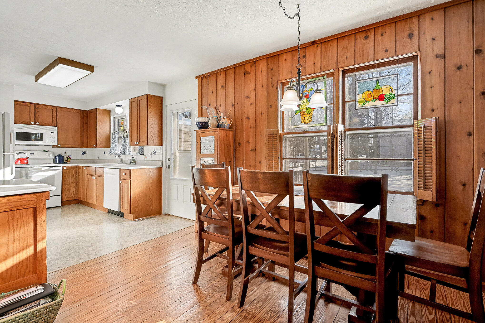 61100 Quinnesec Road Cassopolis MI 49031