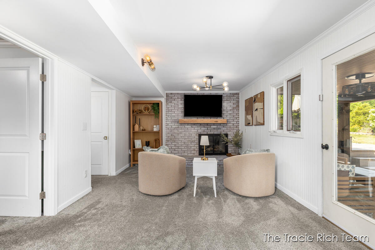 2184 Woodcliff Avenue SE Grand Rapids MI 49546
