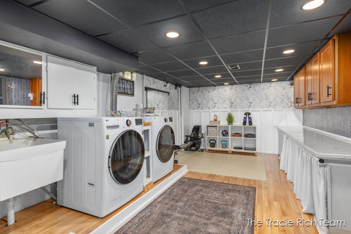 2184 Woodcliff Avenue SE Grand Rapids MI 49546