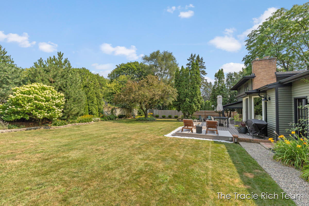 2184 Woodcliff Avenue SE Grand Rapids MI 49546