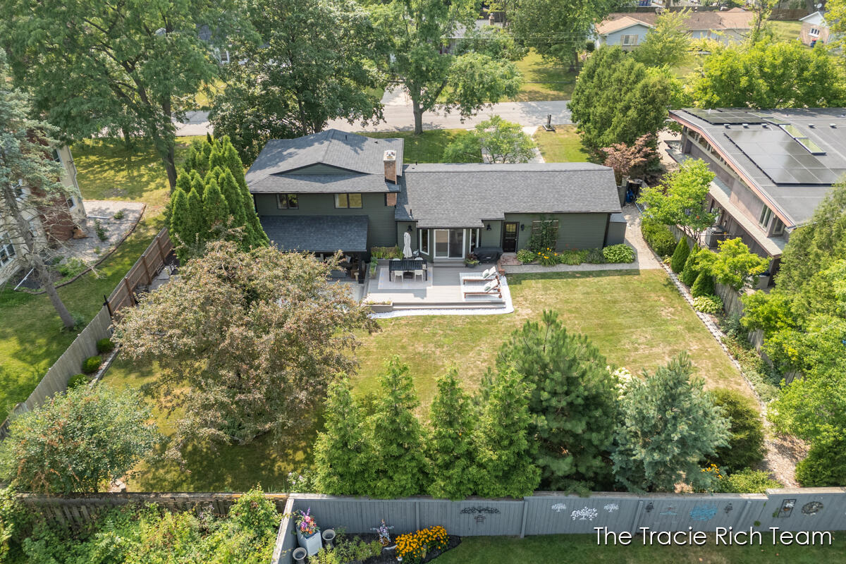 2184 Woodcliff Avenue SE Grand Rapids MI 49546