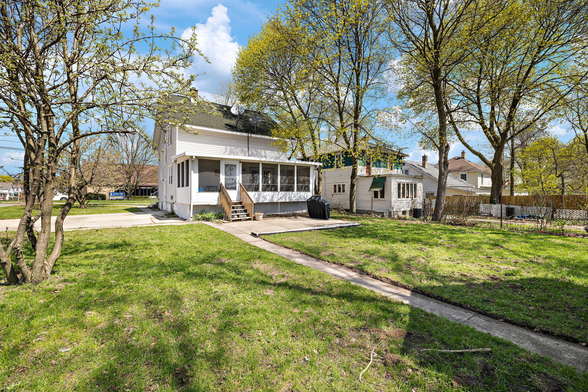 1000 Evergreen Street SE Grand Rapids MI 49507