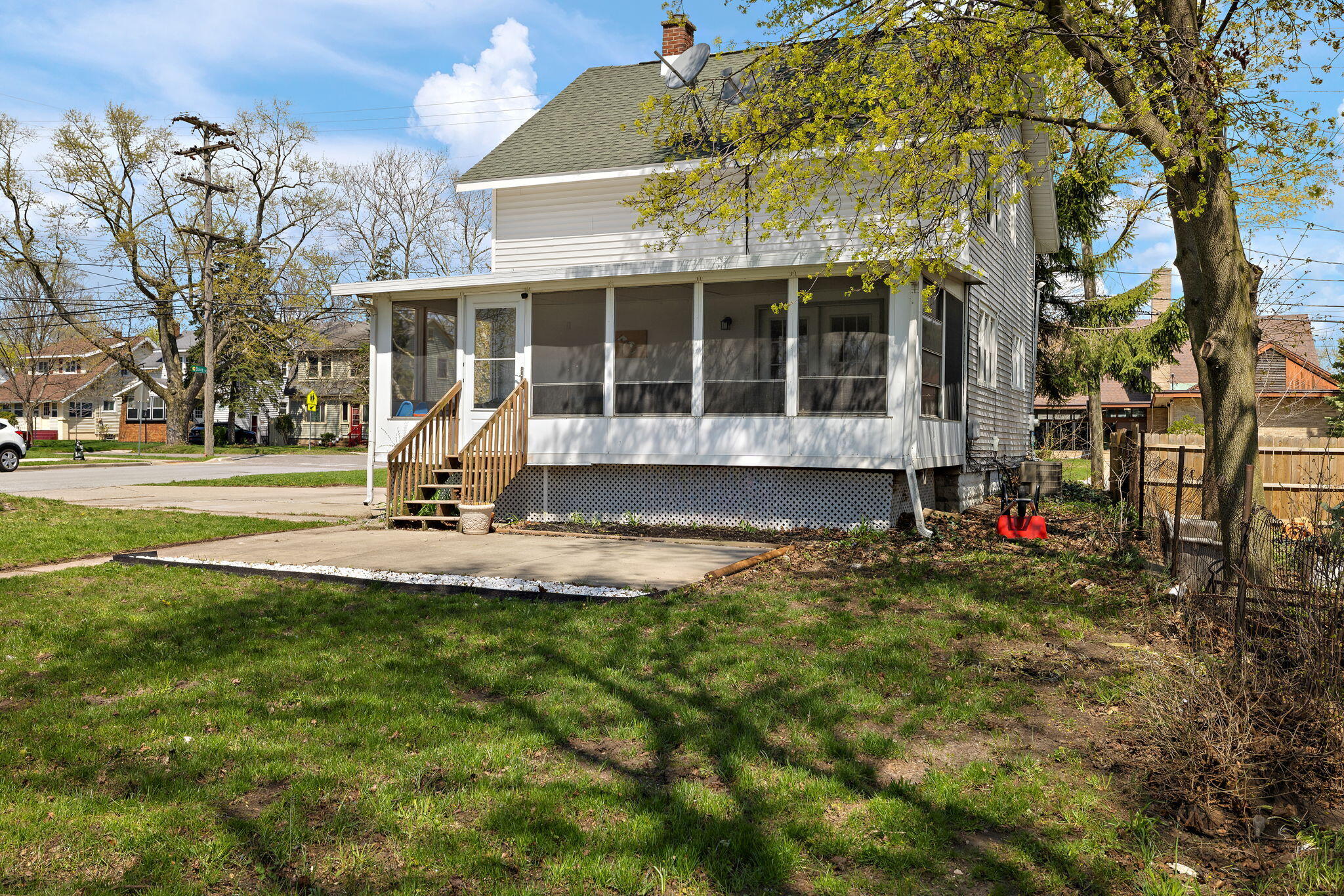 1000 Evergreen Street SE Grand Rapids MI 49507