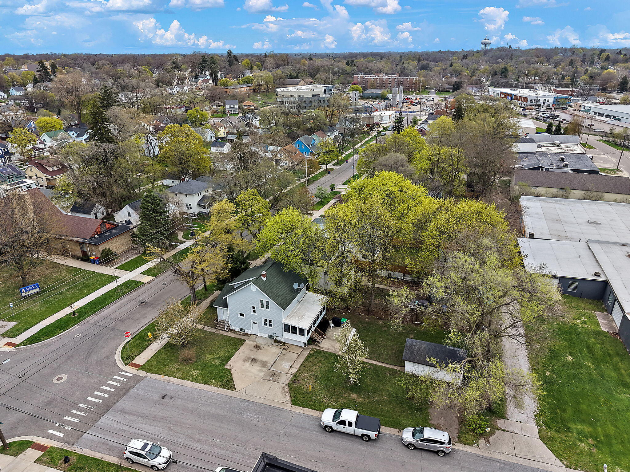 1000 Evergreen Street SE Grand Rapids MI 49507