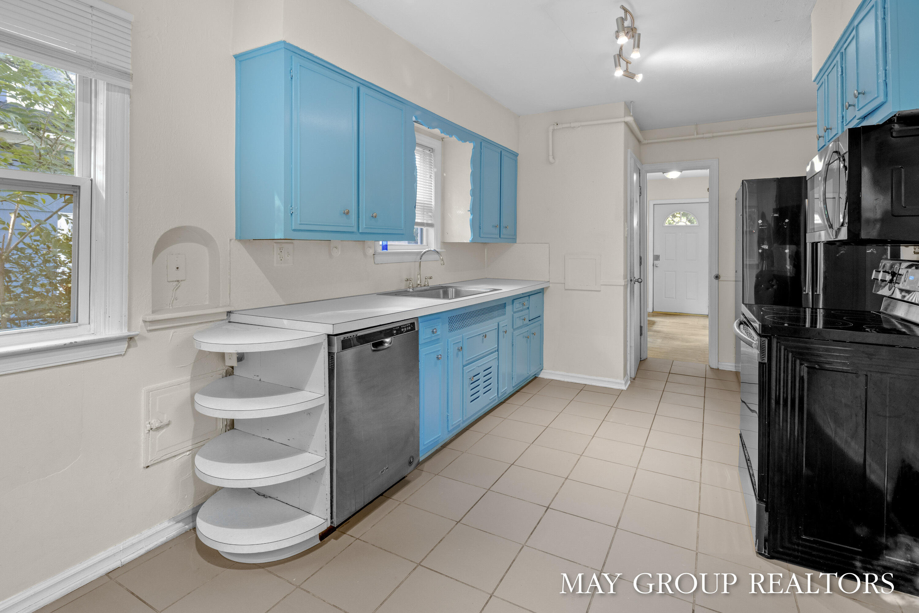 1820 Eastern Avenue SE Grand Rapids MI 49507