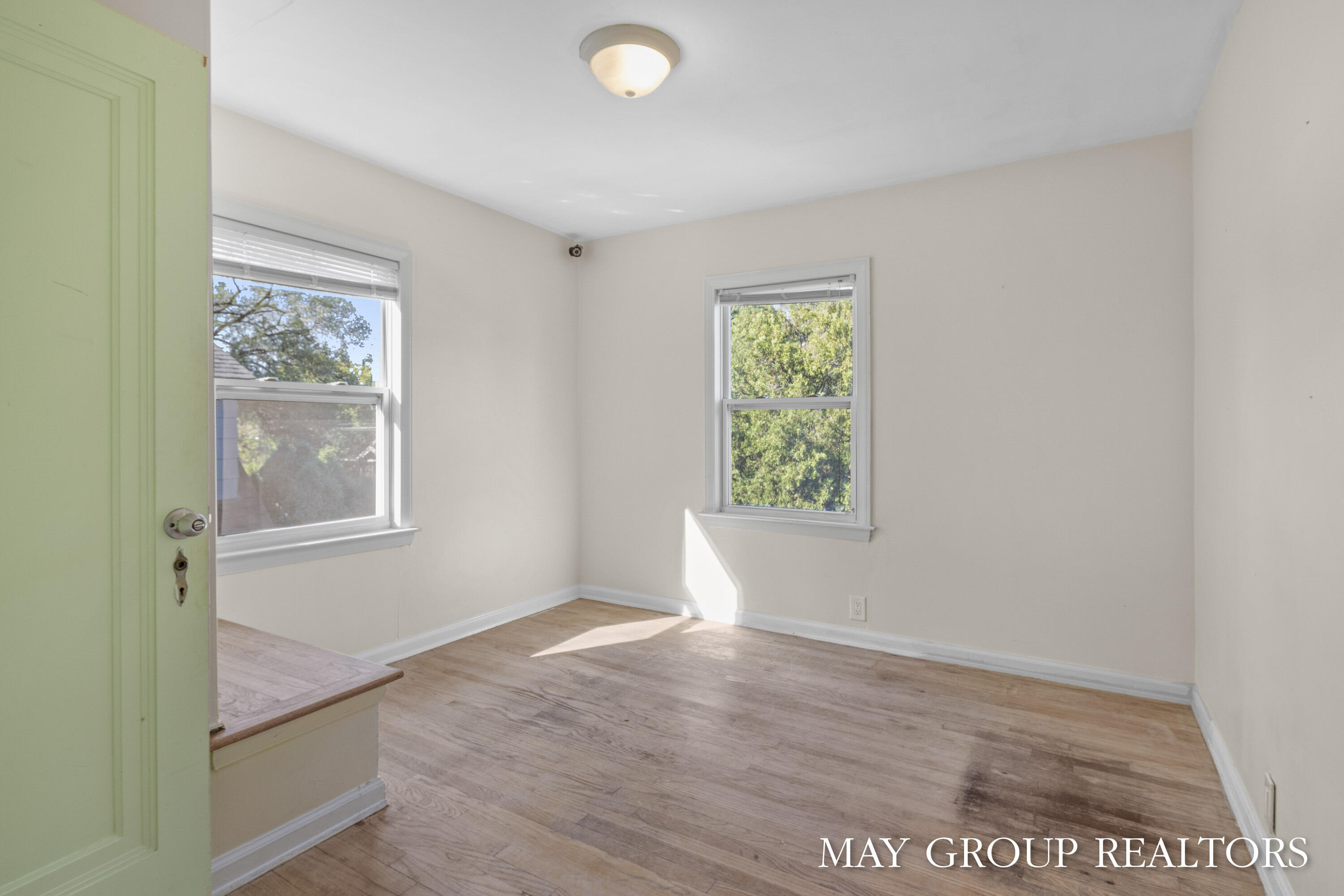 1820 Eastern Avenue SE Grand Rapids MI 49507