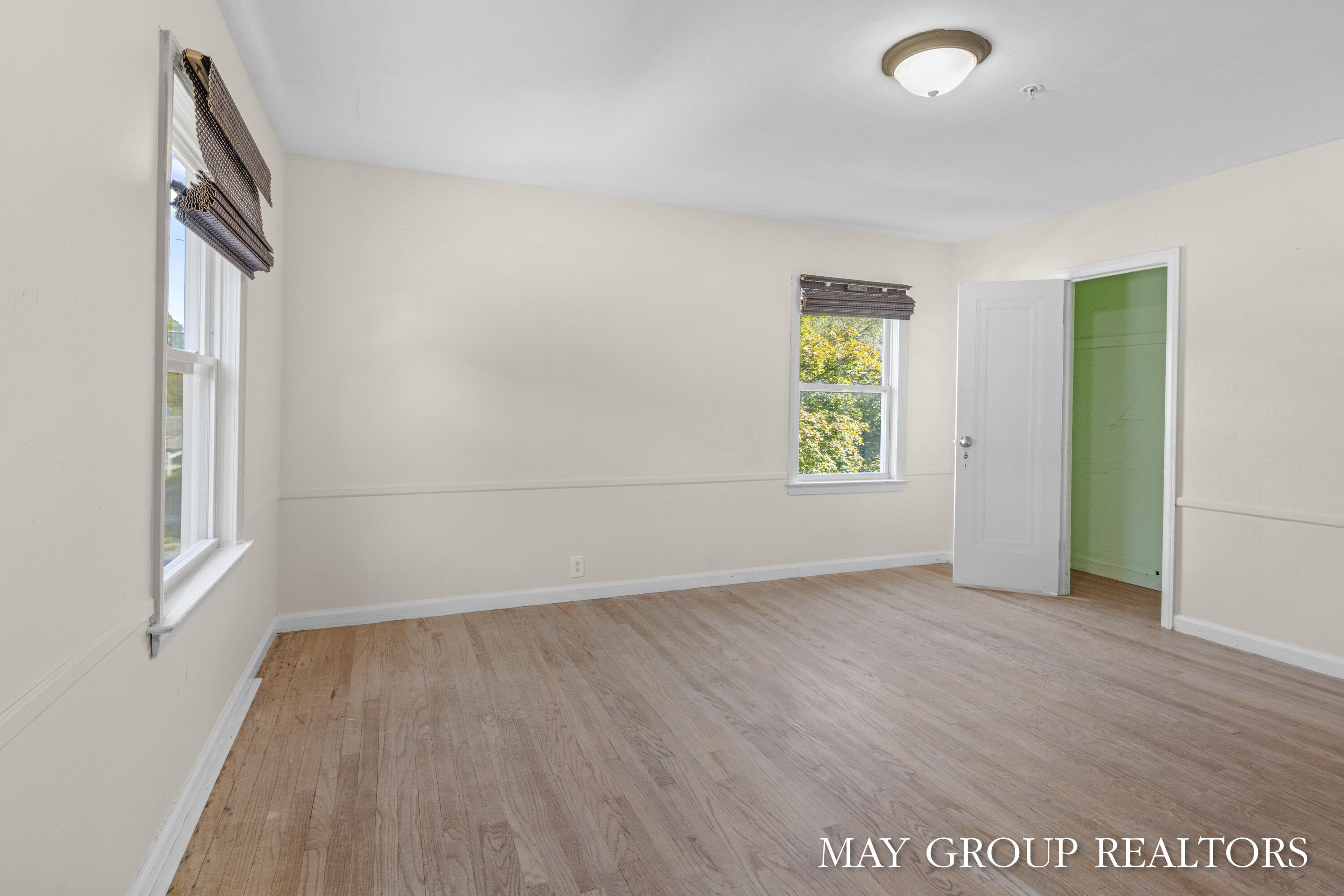 1820 Eastern Avenue SE Grand Rapids MI 49507