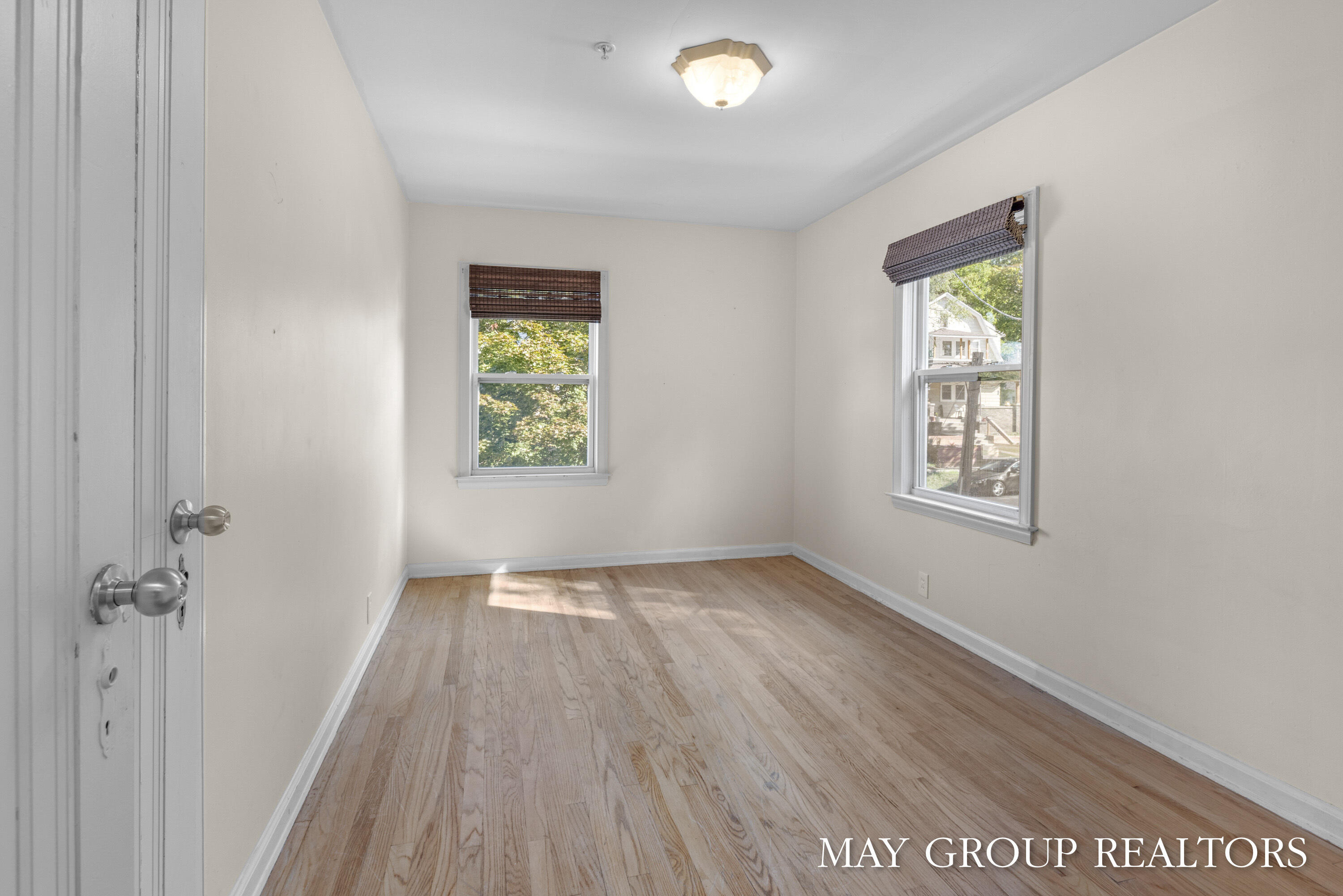 1820 Eastern Avenue SE Grand Rapids MI 49507