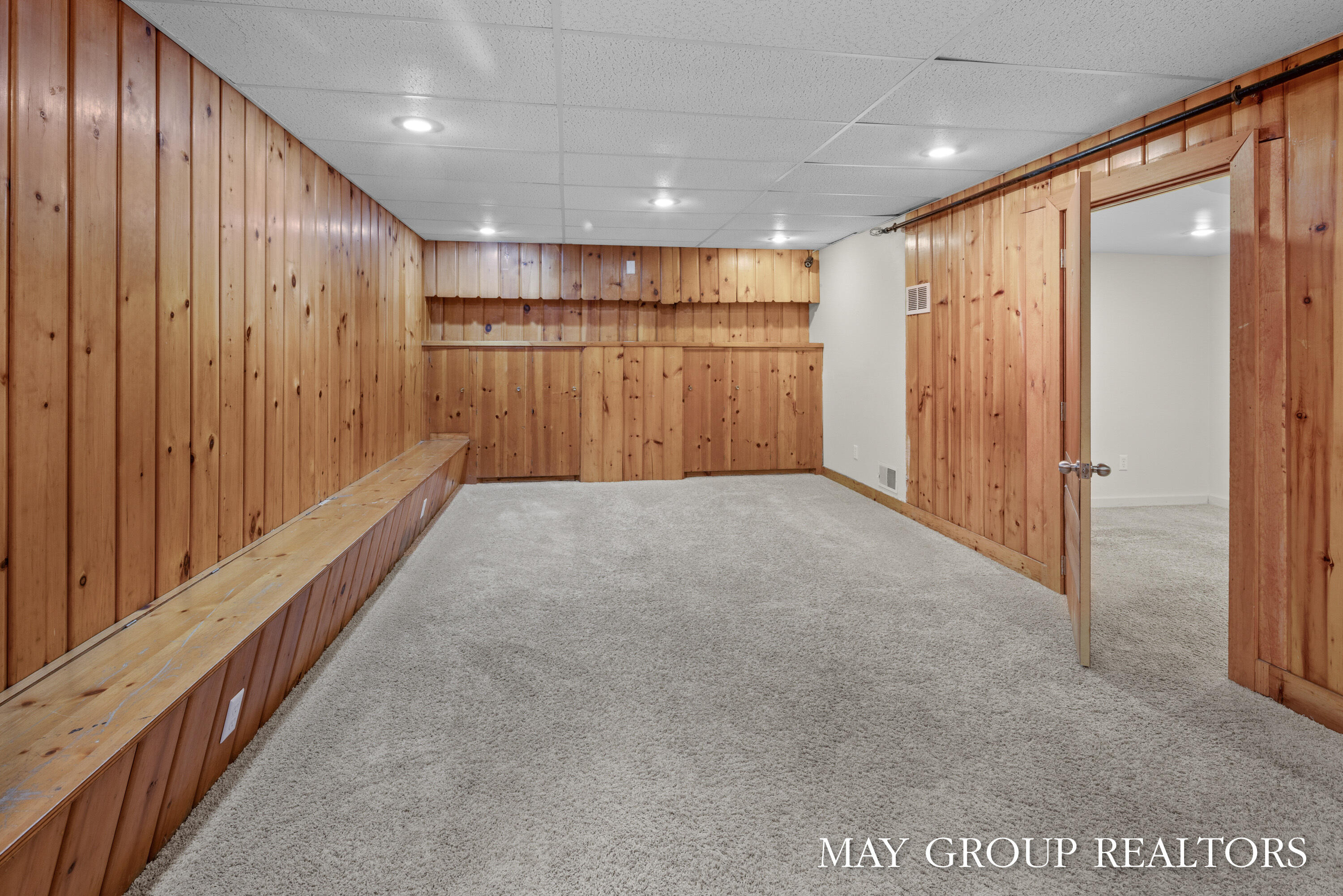 1820 Eastern Avenue SE Grand Rapids MI 49507