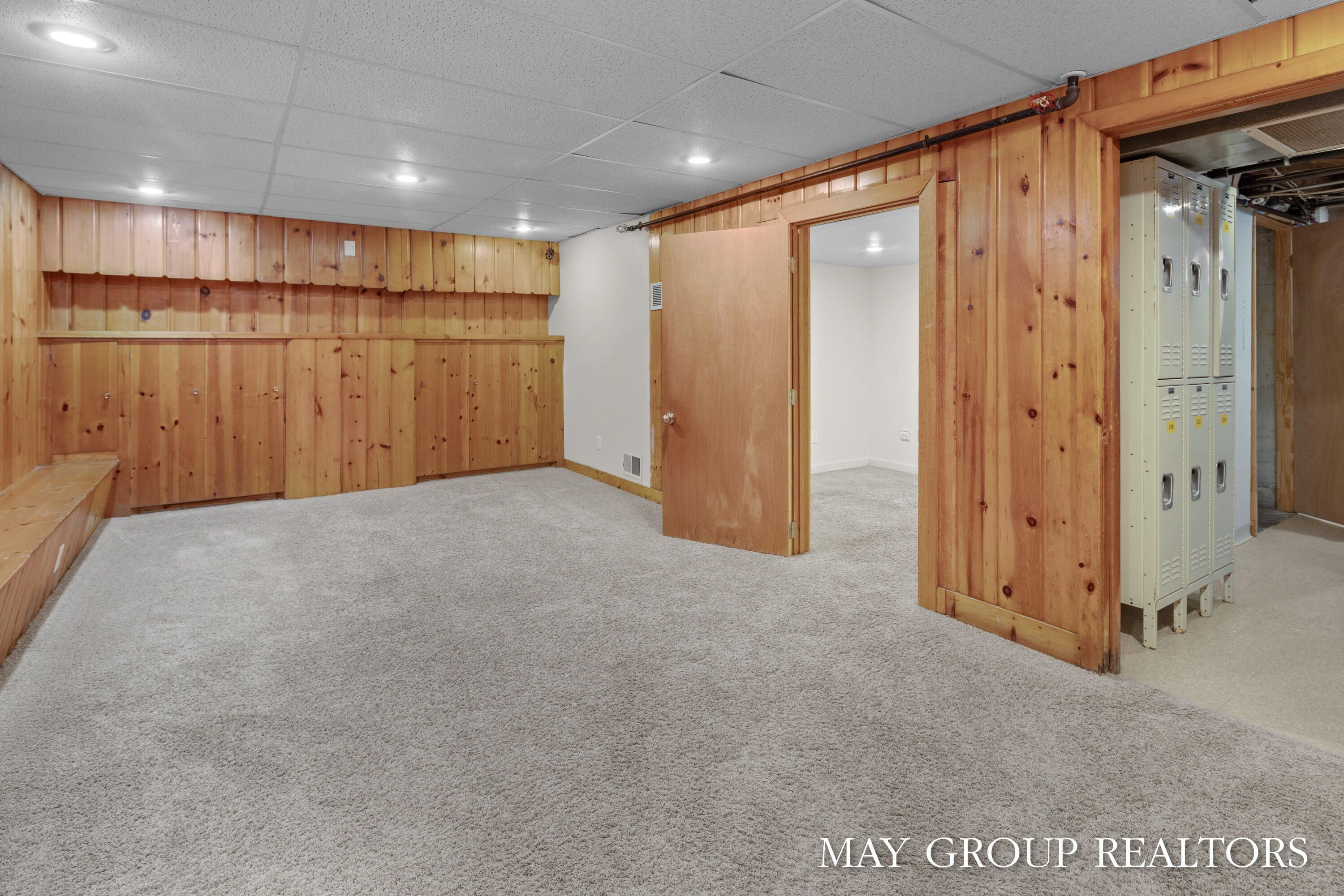 1820 Eastern Avenue SE Grand Rapids MI 49507