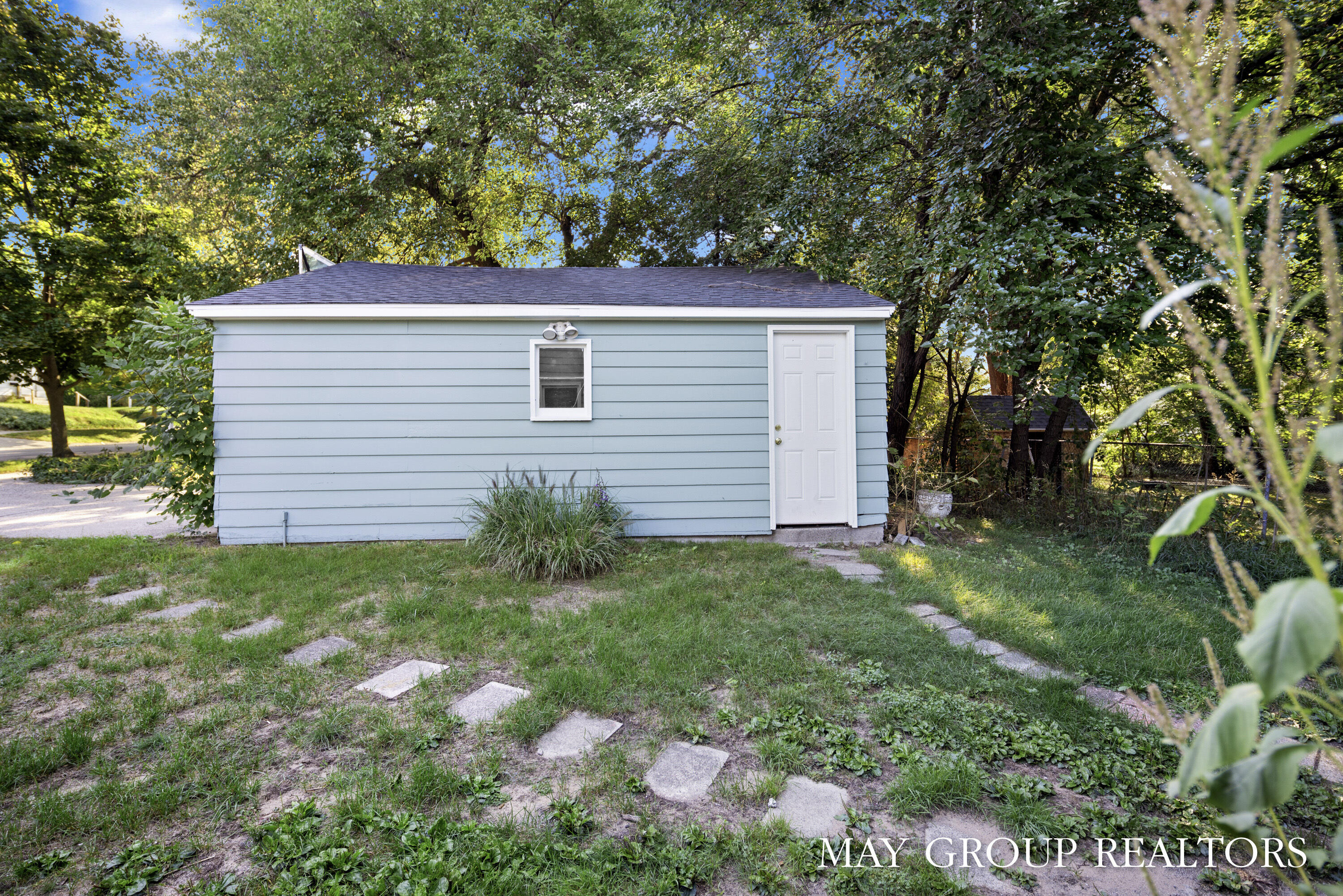 1820 Eastern Avenue SE Grand Rapids MI 49507