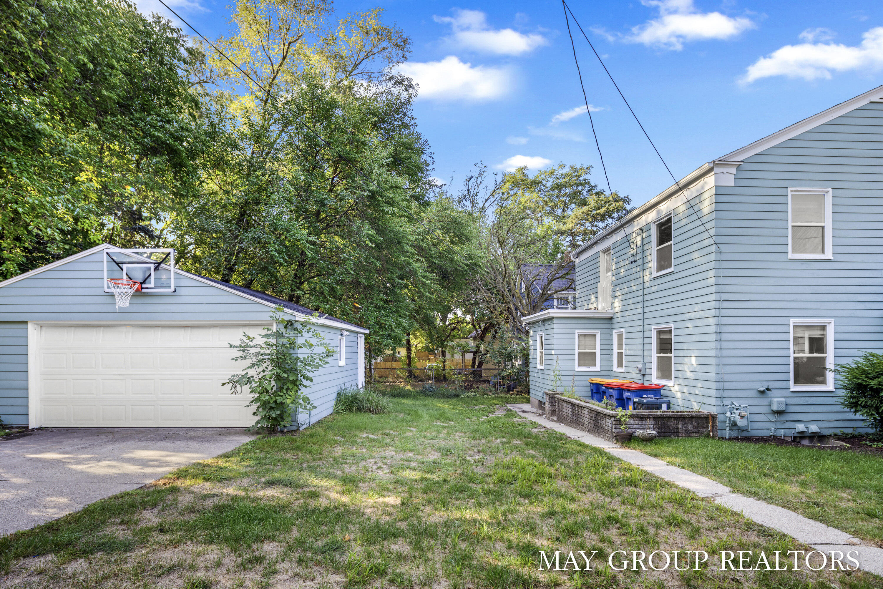 1820 Eastern Avenue SE Grand Rapids MI 49507