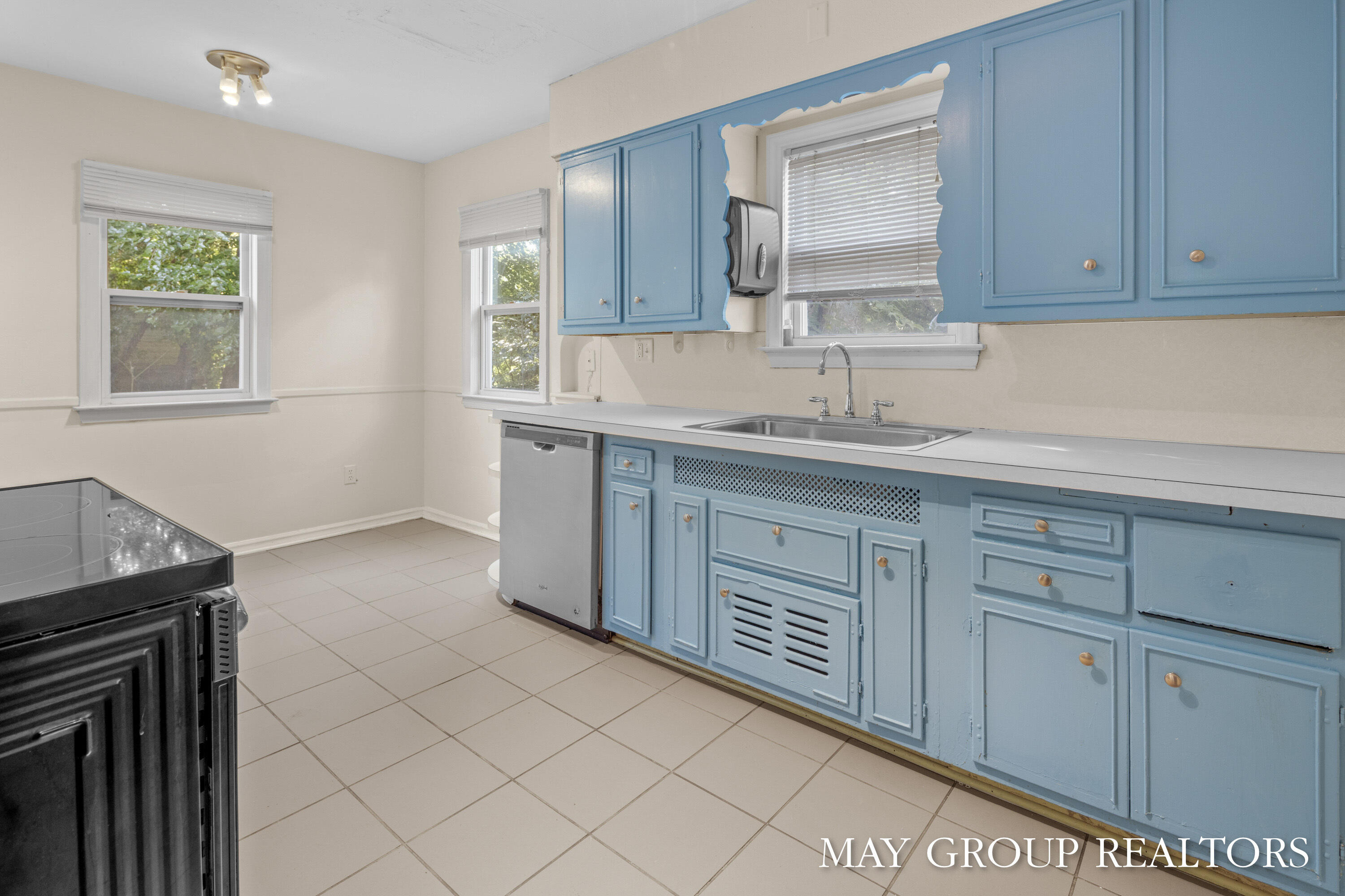 1820 Eastern Avenue SE Grand Rapids MI 49507