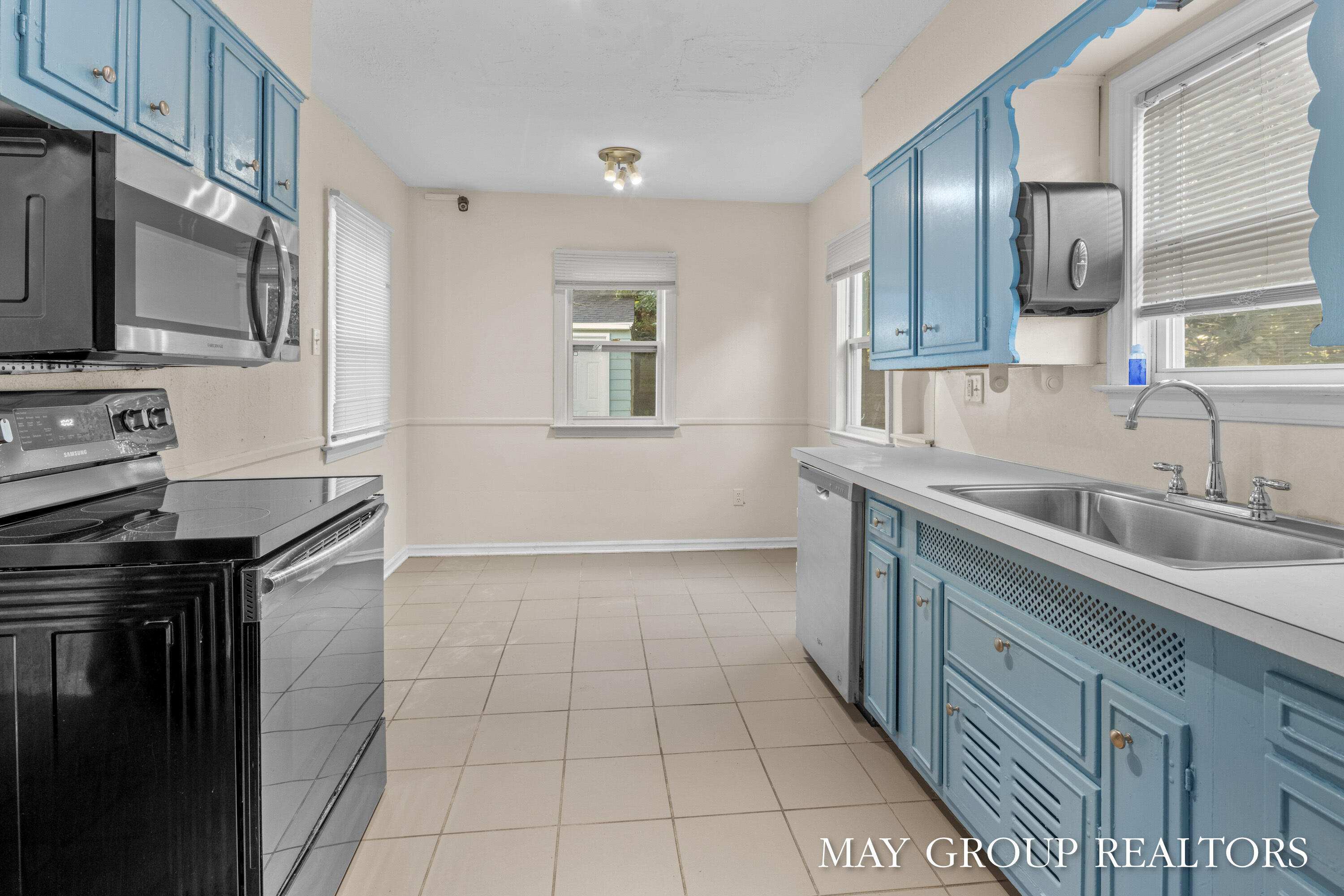 1820 Eastern Avenue SE Grand Rapids MI 49507