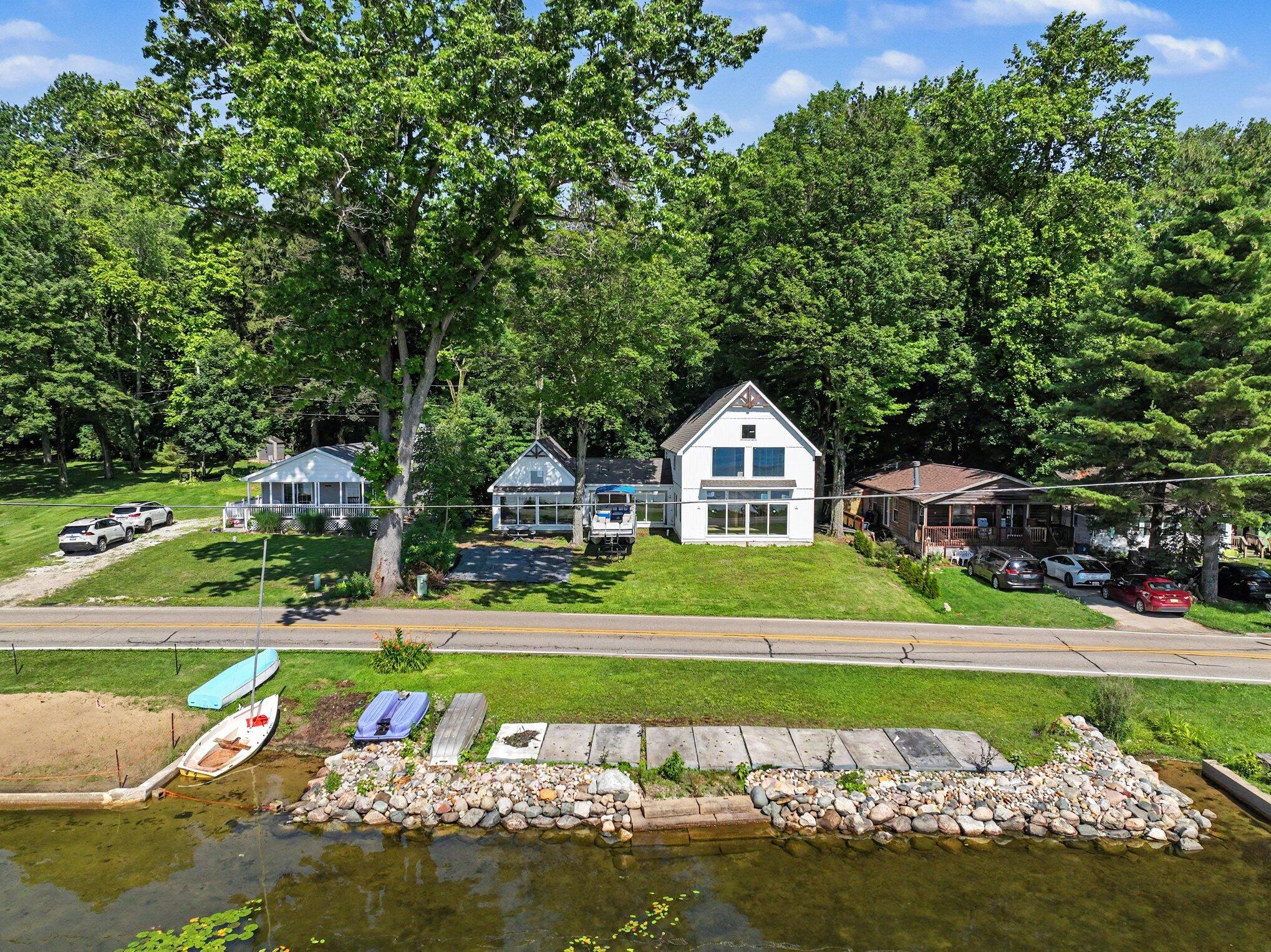 50756 Garrett Road Dowagiac MI 49047