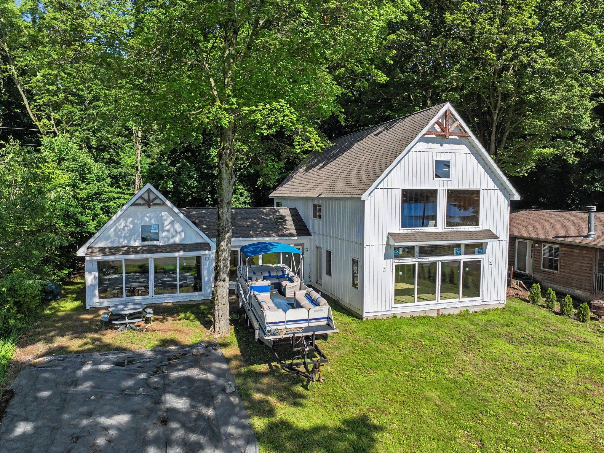 50756 Garrett Road Dowagiac MI 49047