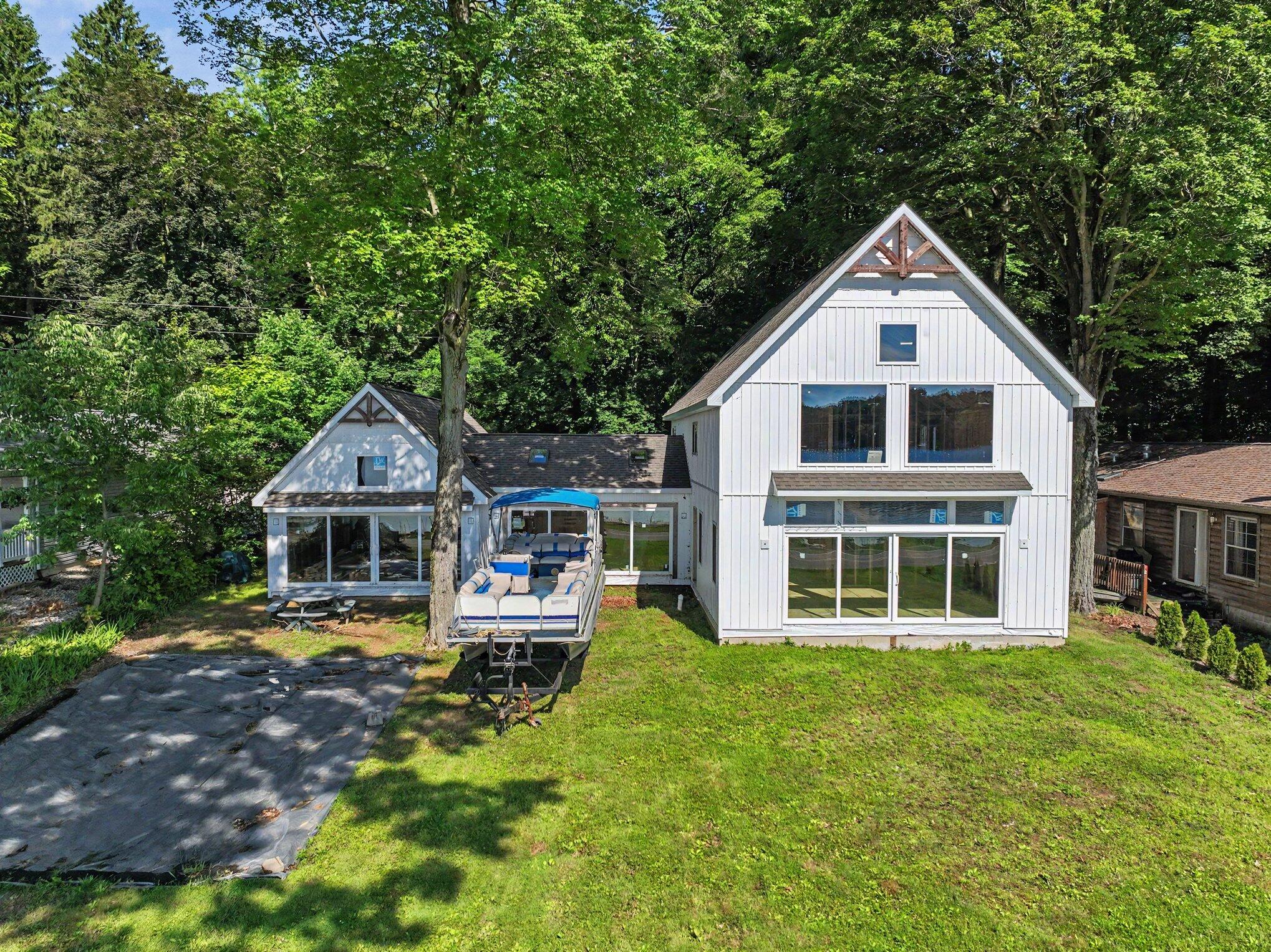 50756 Garrett Road Dowagiac MI 49047