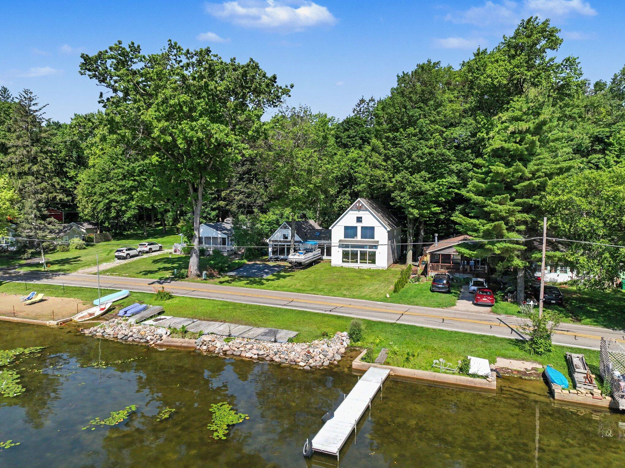 50756 Garrett Road Dowagiac MI 49047