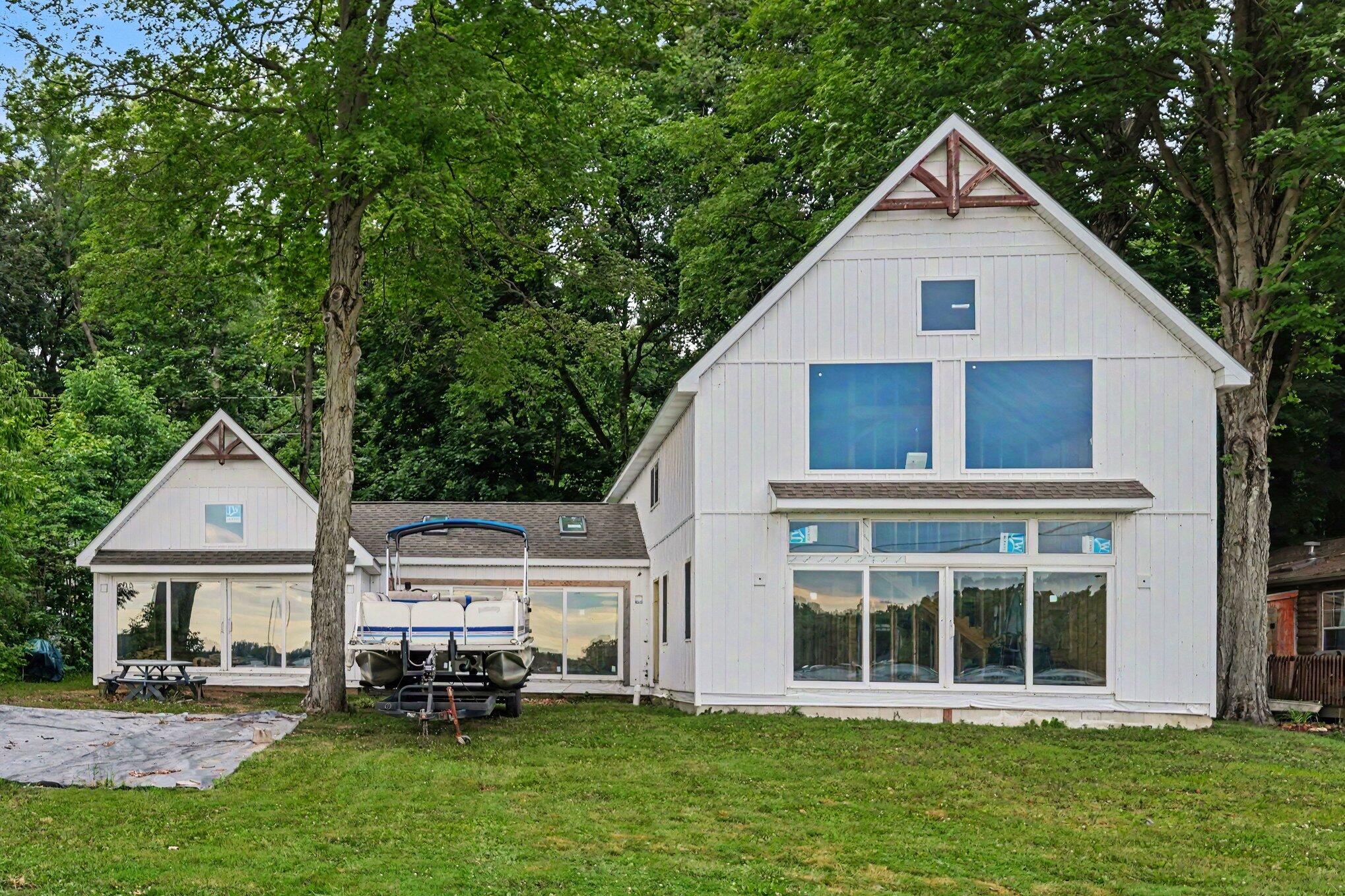 50756 Garrett Road Dowagiac MI 49047