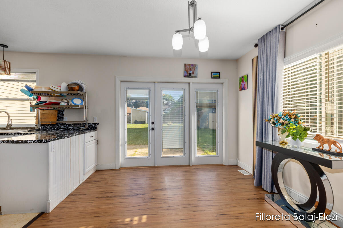 104 Colrain Street SE Grand Rapids MI 49548