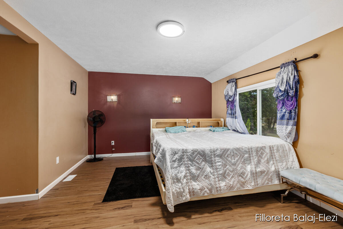 104 Colrain Street SE Grand Rapids MI 49548