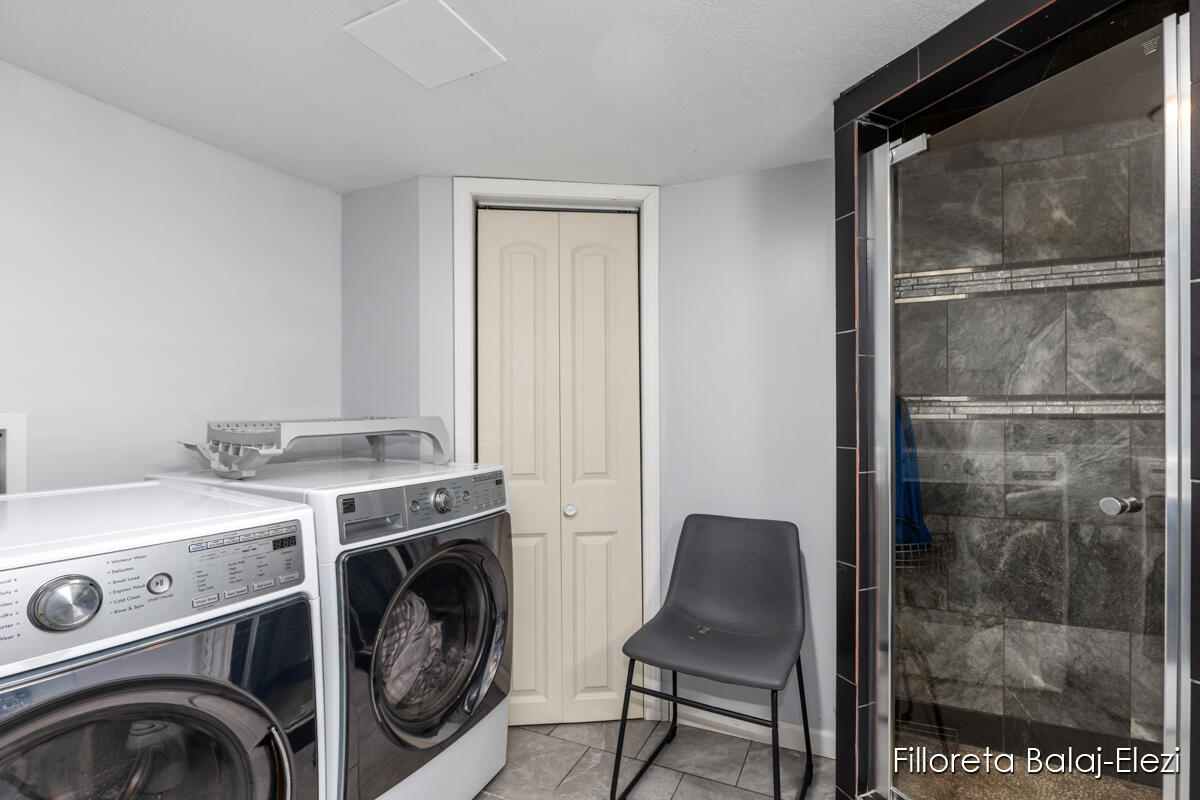 104 Colrain Street SE Grand Rapids MI 49548