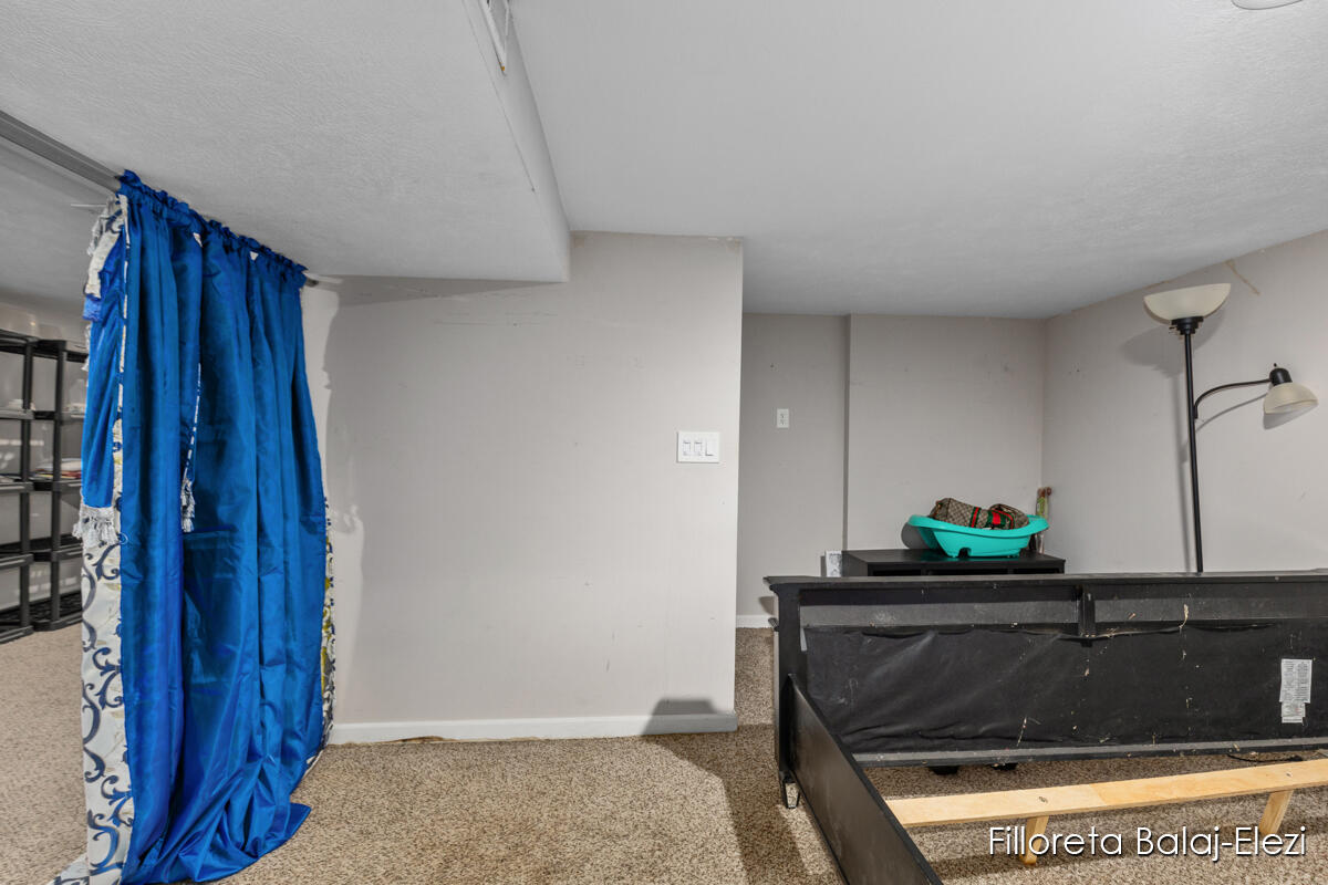 104 Colrain Street SE Grand Rapids MI 49548