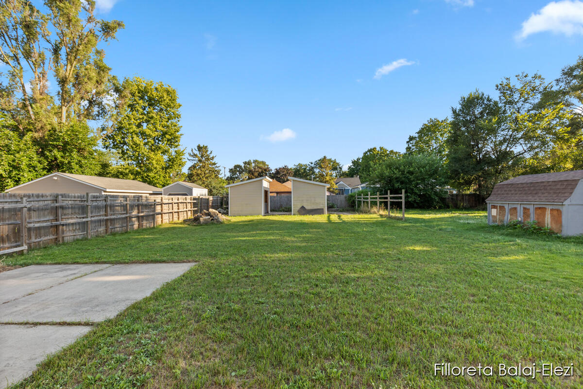 104 Colrain Street SE Grand Rapids MI 49548