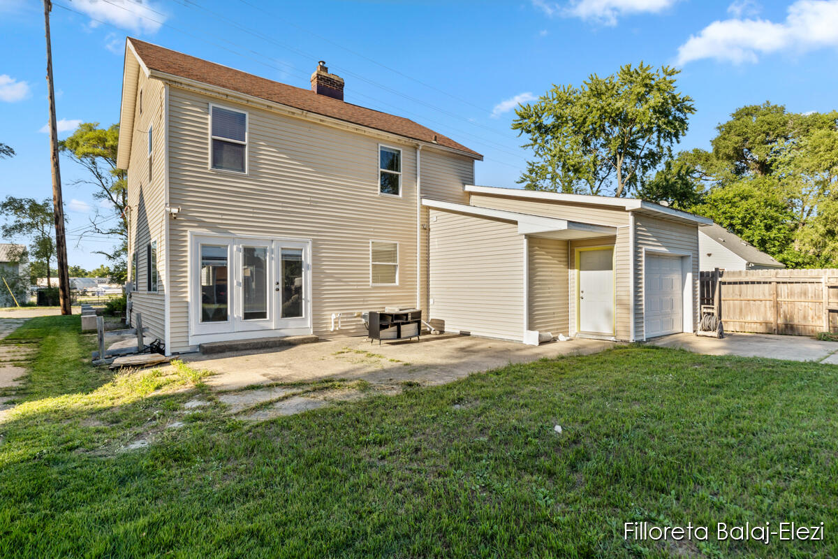 104 Colrain Street SE Grand Rapids MI 49548