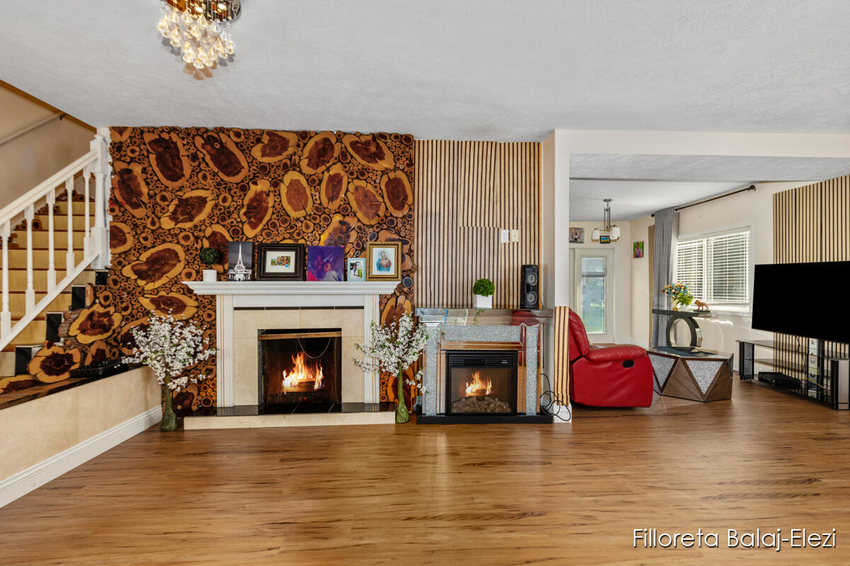 104 Colrain Street SE Grand Rapids MI 49548