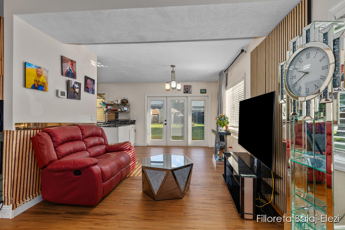 104 Colrain Street SE Grand Rapids MI 49548