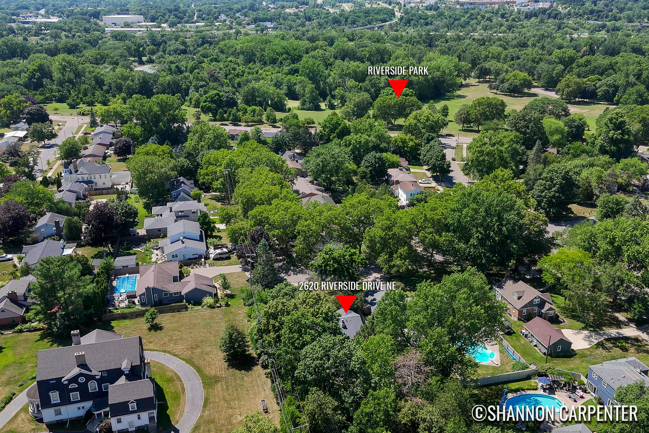 2620 Riverside Drive NE Grand Rapids MI 49505