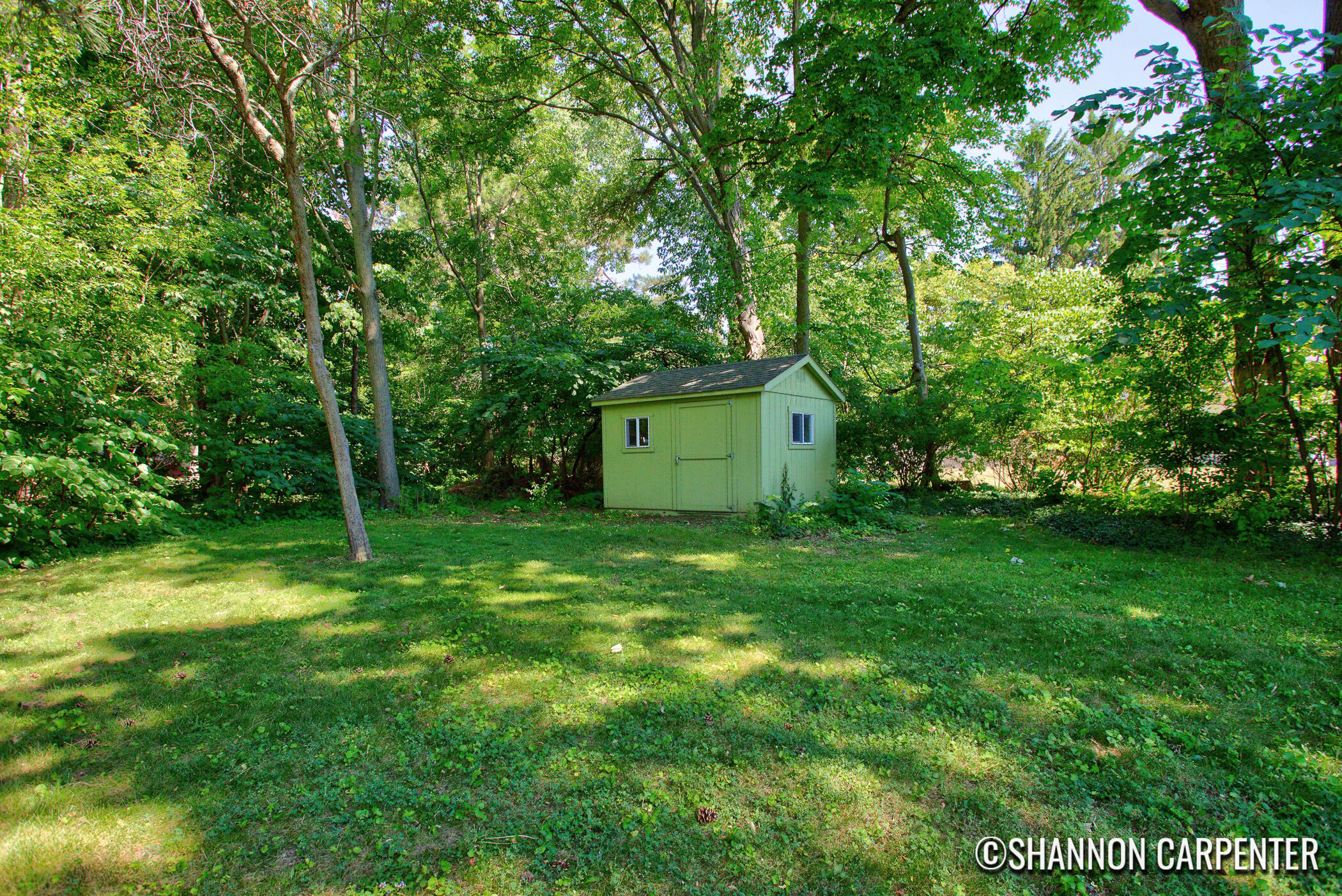 2620 Riverside Drive NE Grand Rapids MI 49505