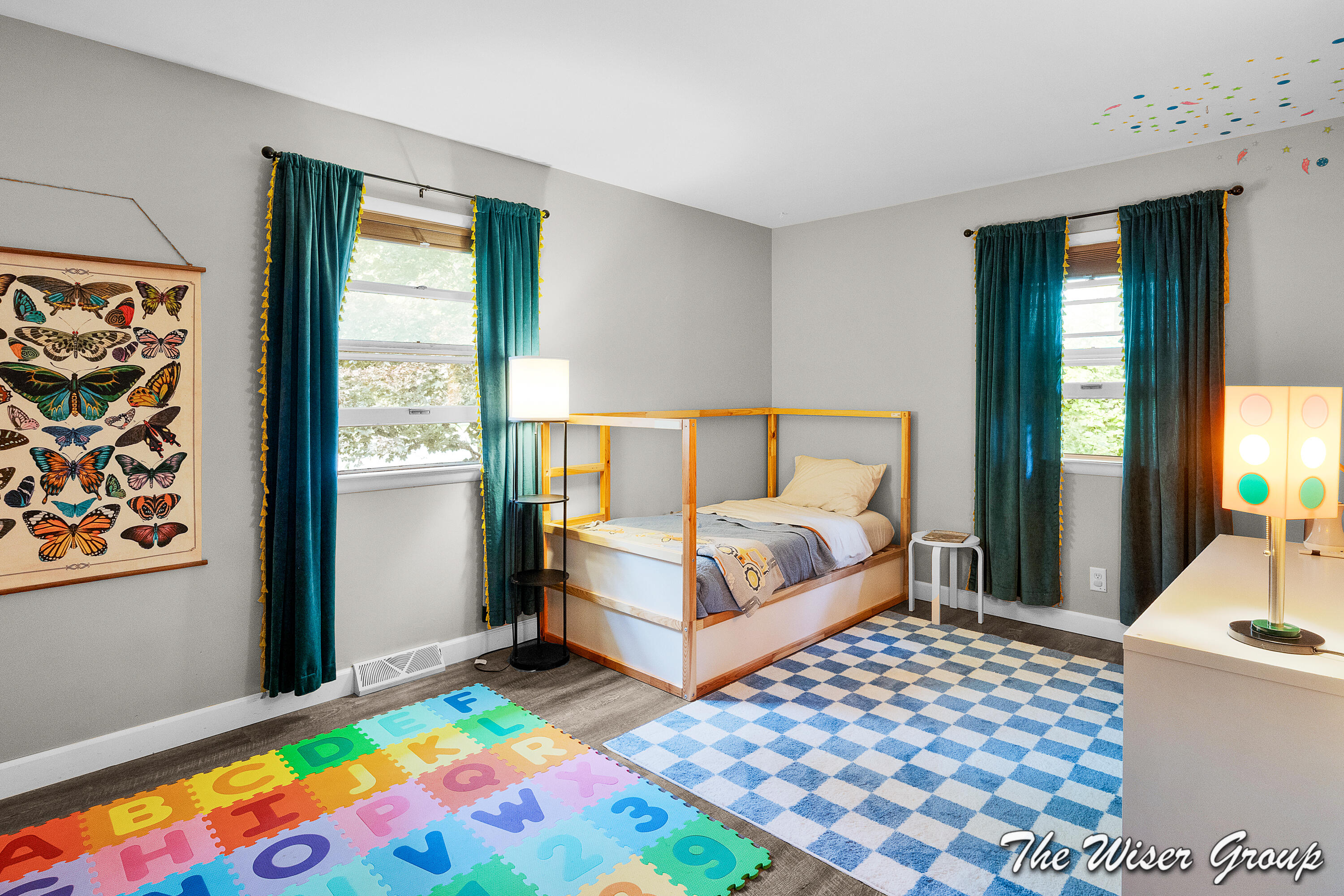 1910 Knapp Street NE Grand Rapids MI 49505