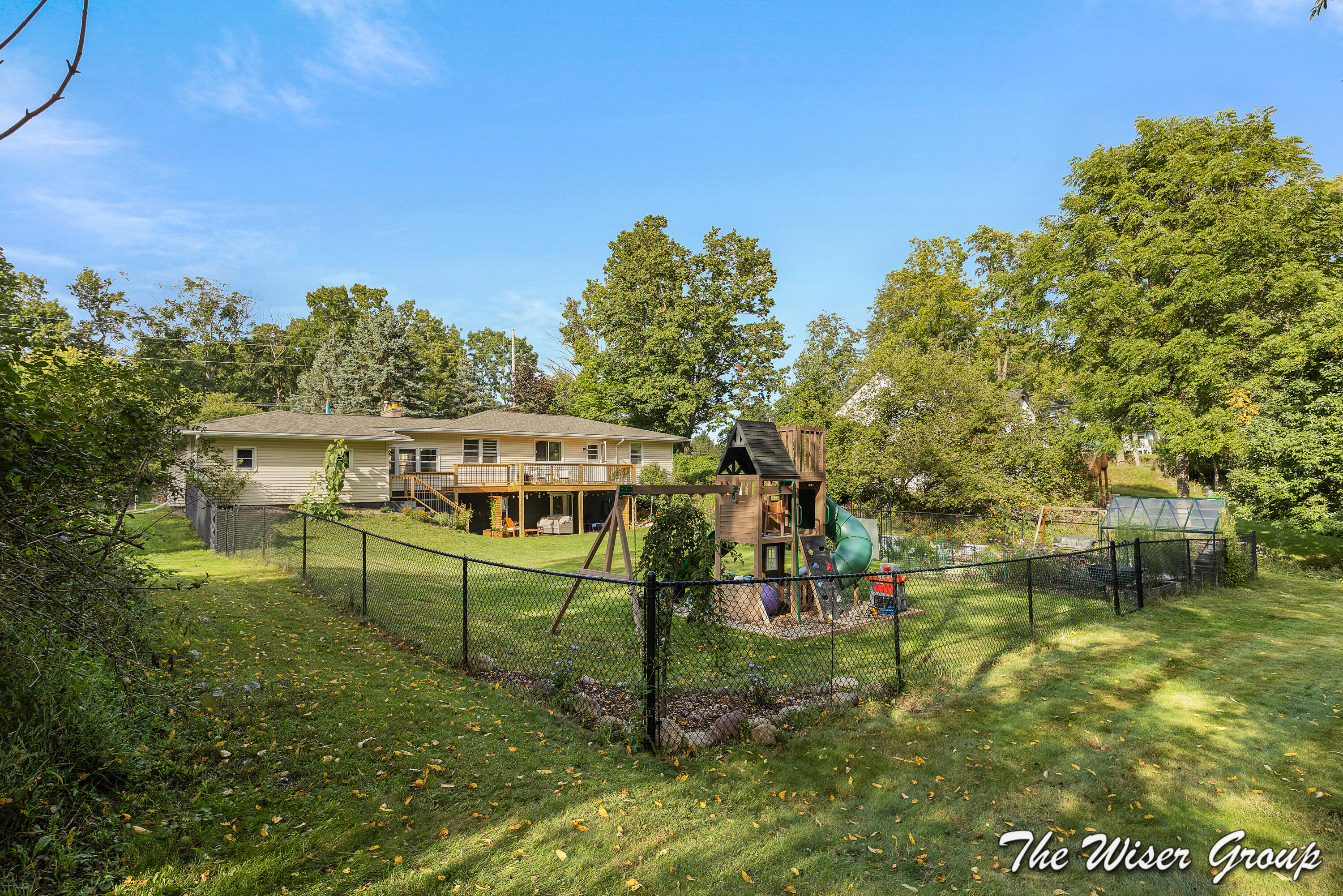 1910 Knapp Street NE Grand Rapids MI 49505