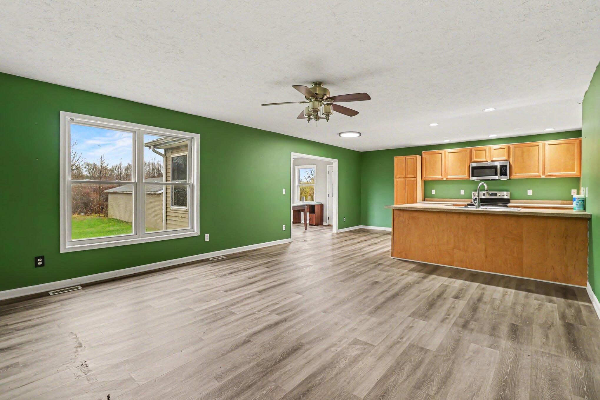 1845 Crystal Lane Allegan MI 49010