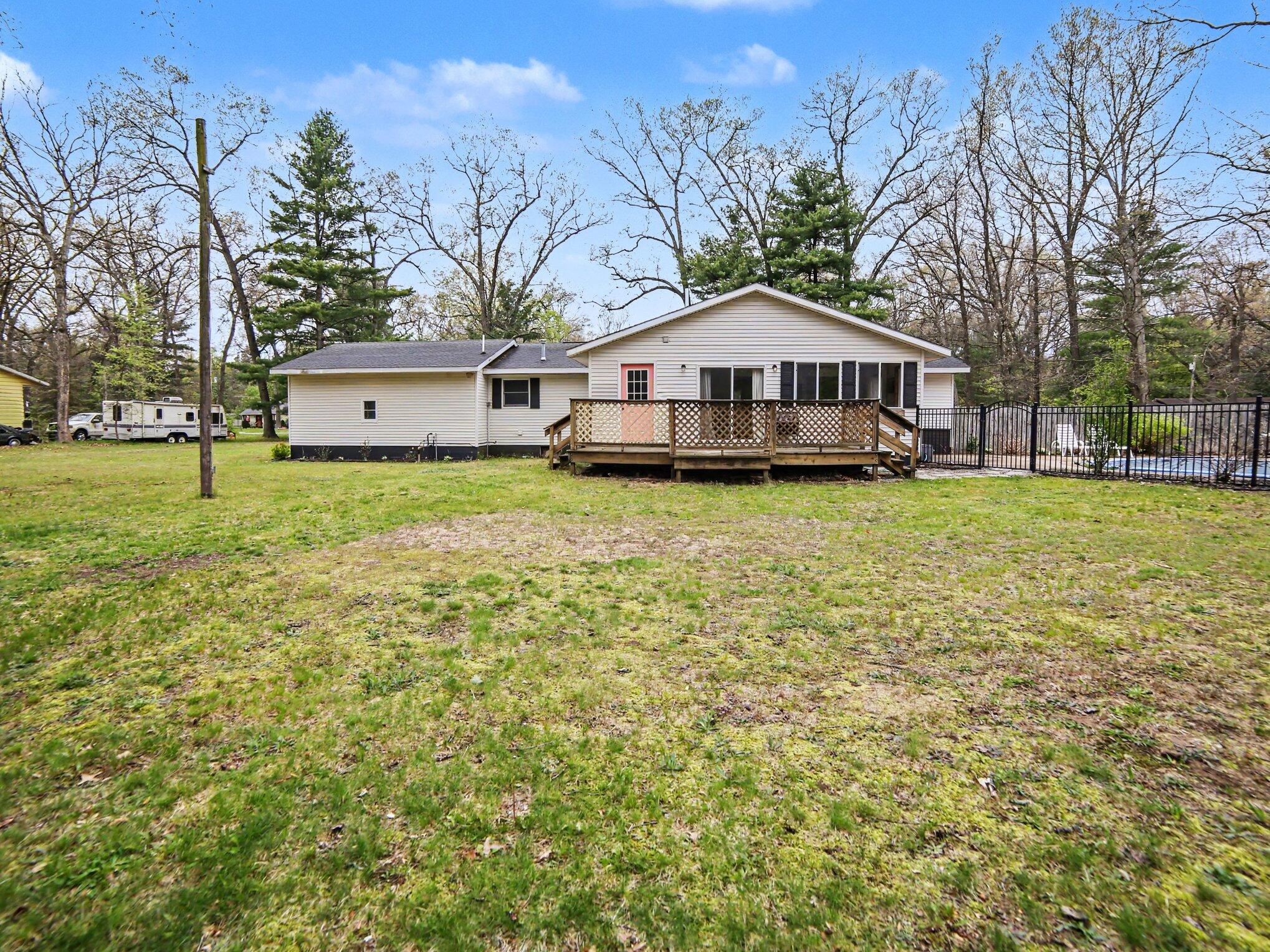 1574 Chatterson Road Muskegon MI 49442