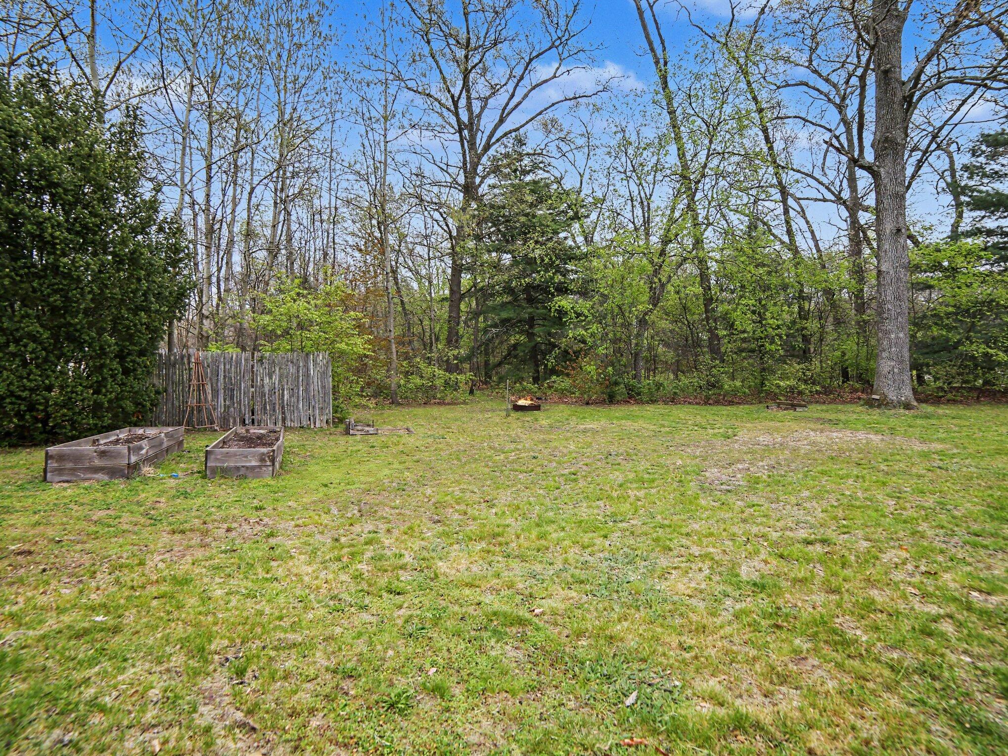 1574 Chatterson Road Muskegon MI 49442