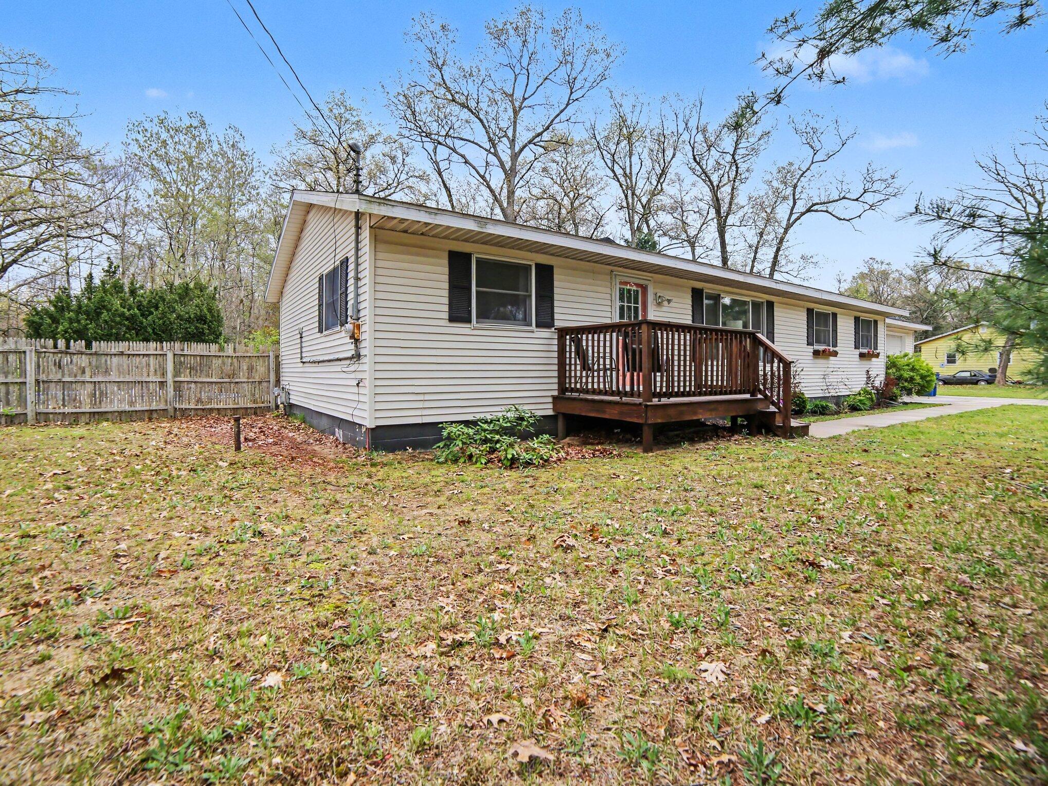1574 Chatterson Road Muskegon MI 49442