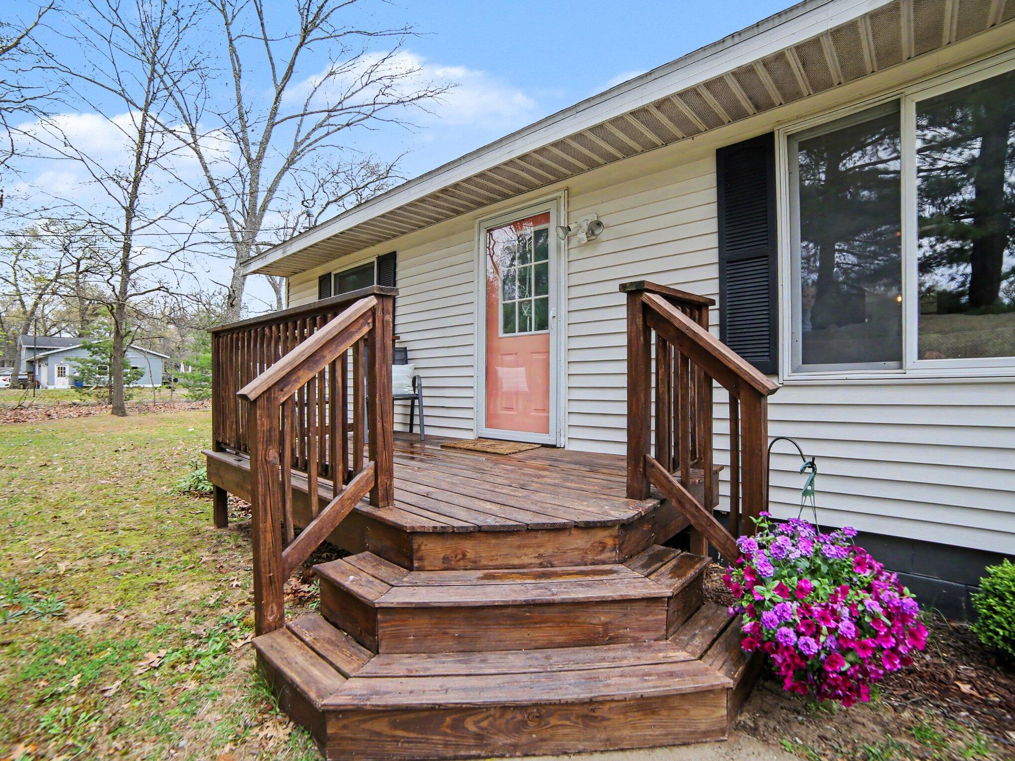 1574 Chatterson Road Muskegon MI 49442