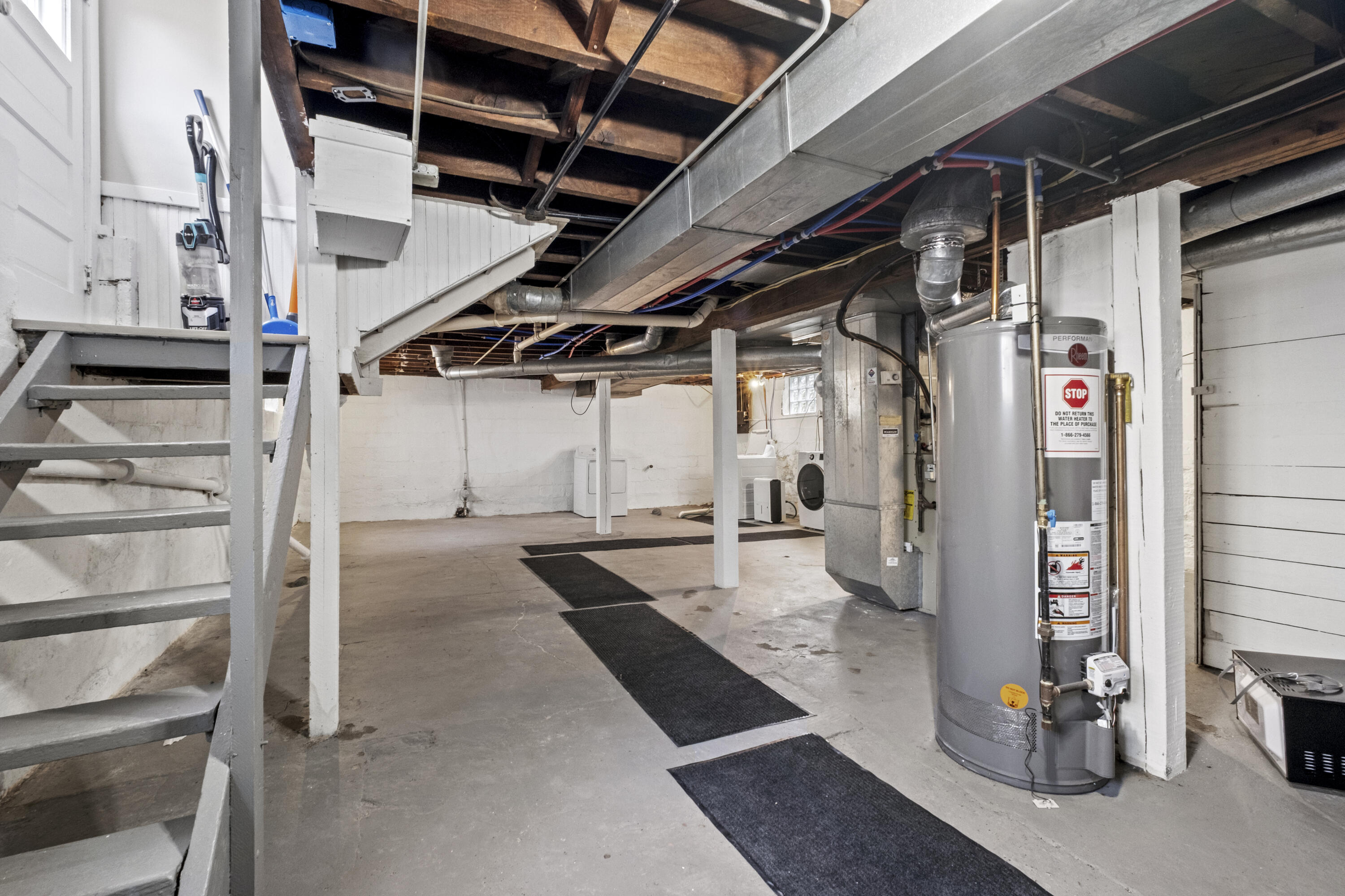 1462 Walker Avenue NW Grand Rapids MI 49504