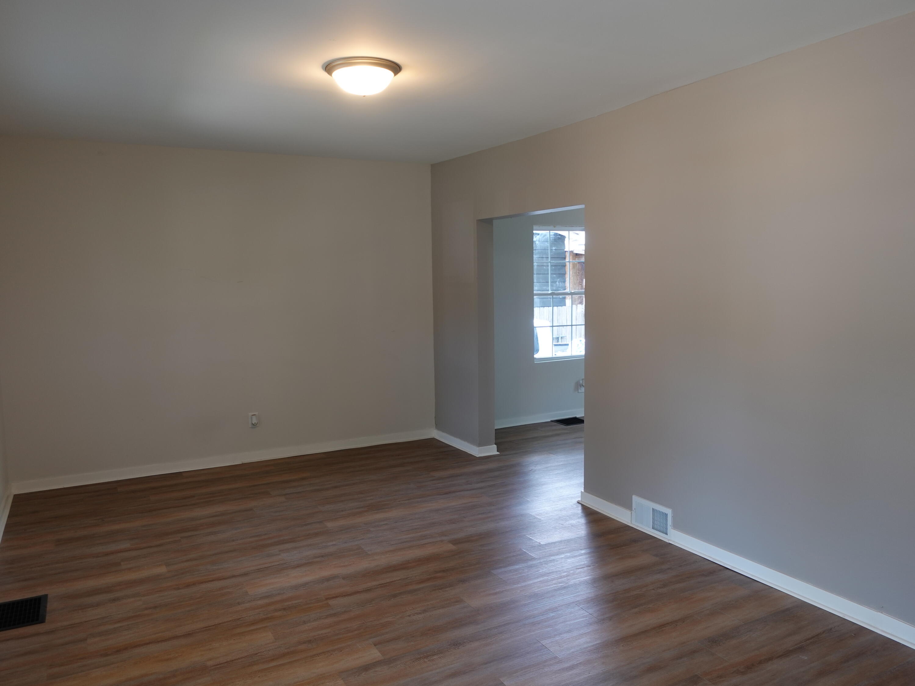 60 Baylis Street SW Grand Rapids MI 49507