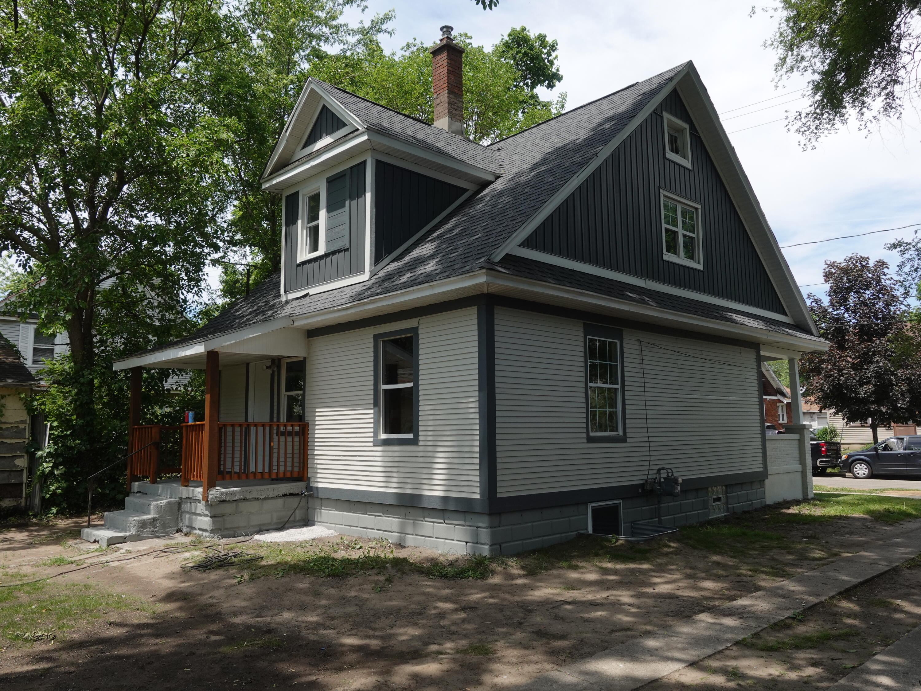 60 Baylis Street SW Grand Rapids MI 49507