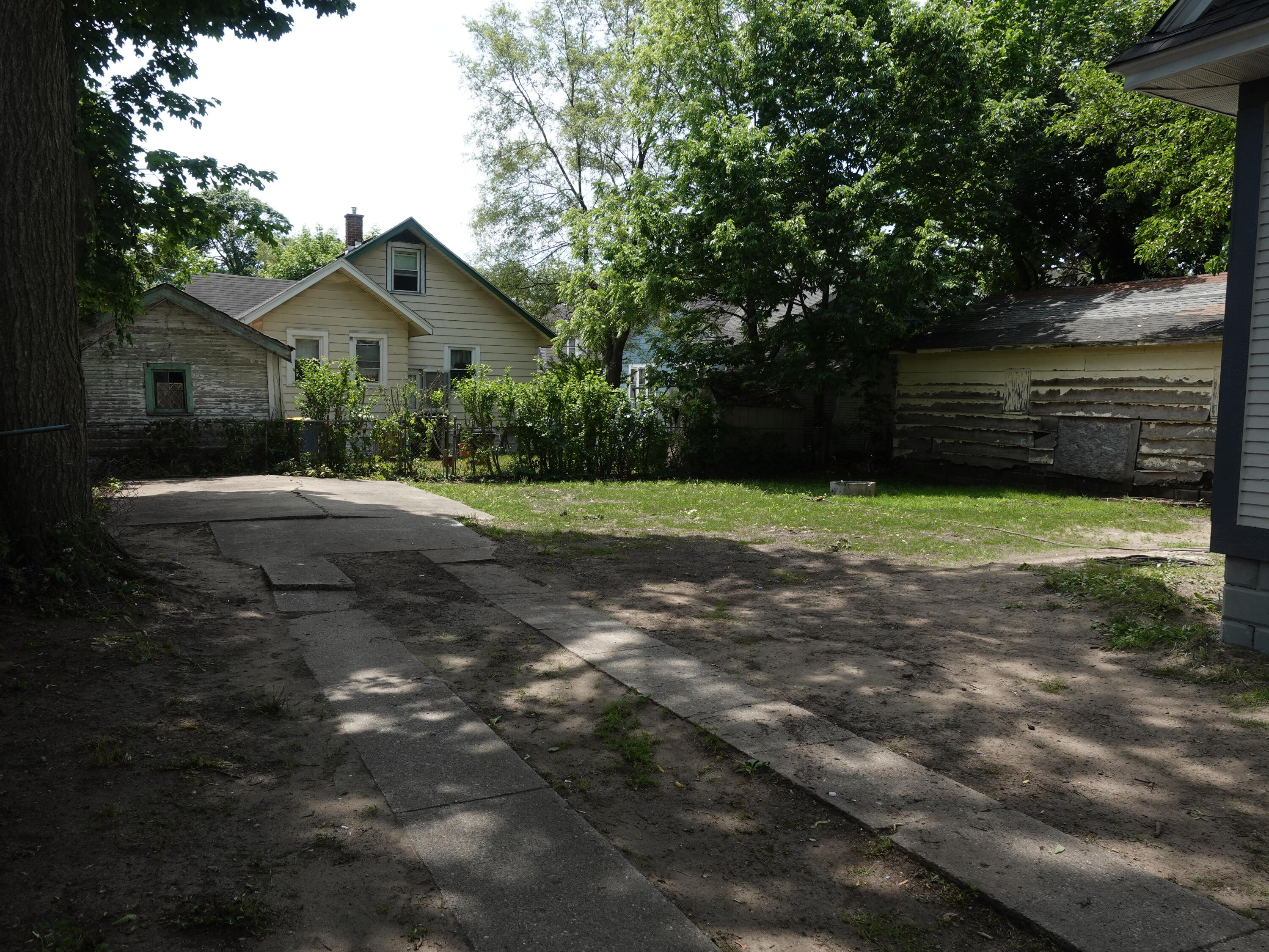 60 Baylis Street SW Grand Rapids MI 49507